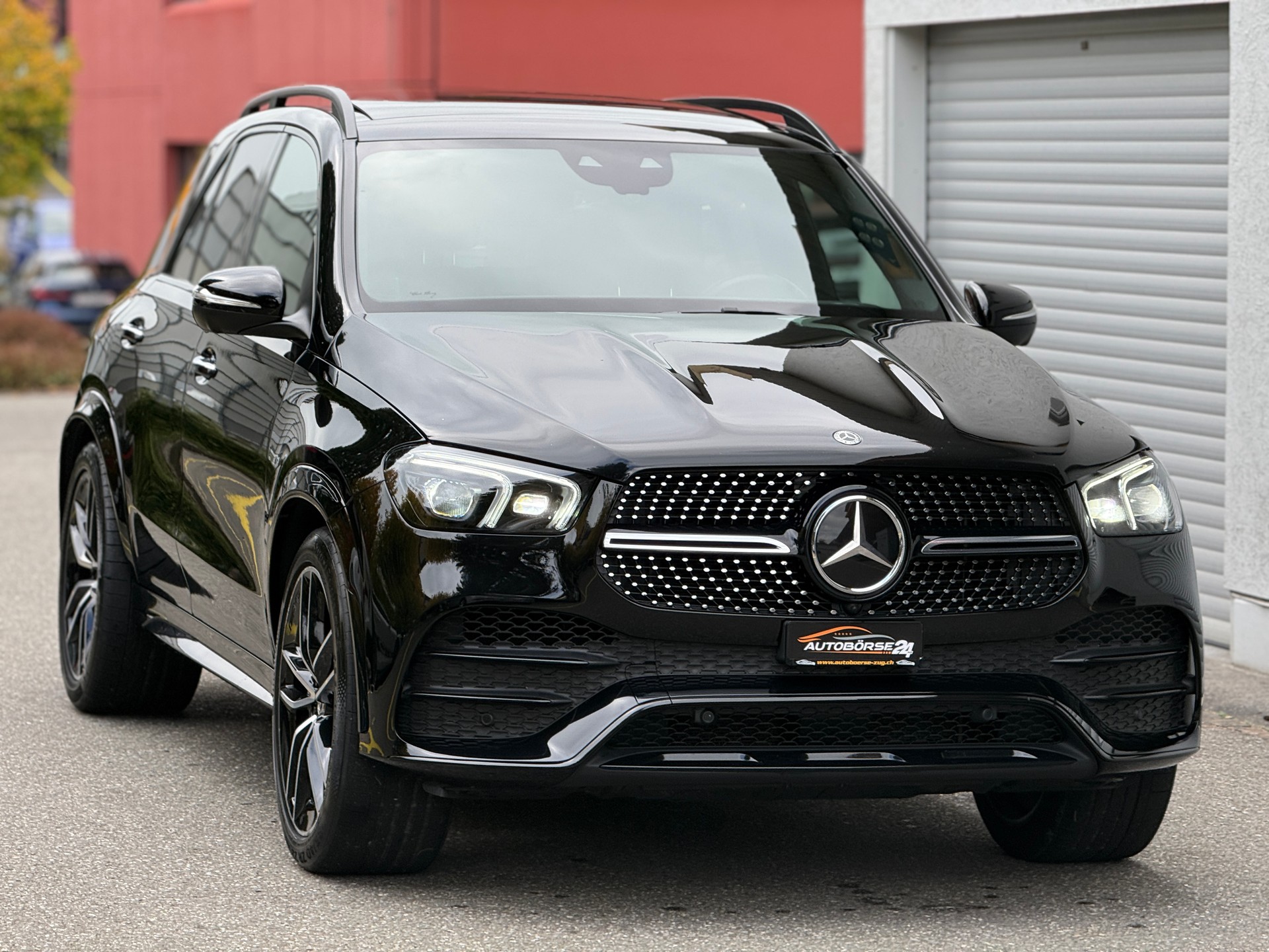 MERCEDES-BENZ GLE 400 d 4Matic AMG Line 9G-Tronic-showroom-element-1