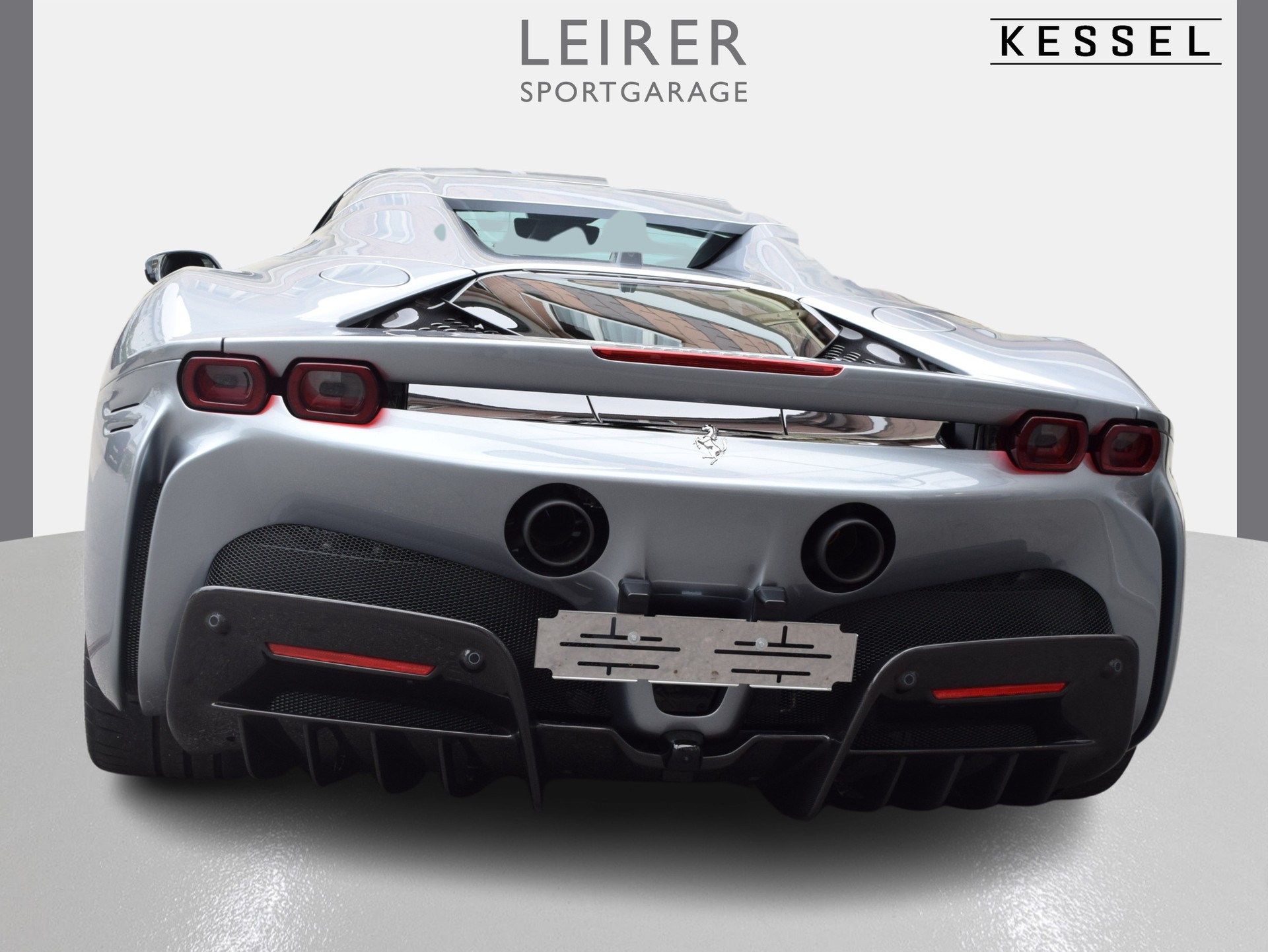 FERRARI SF90 Spider-showroom-element-3