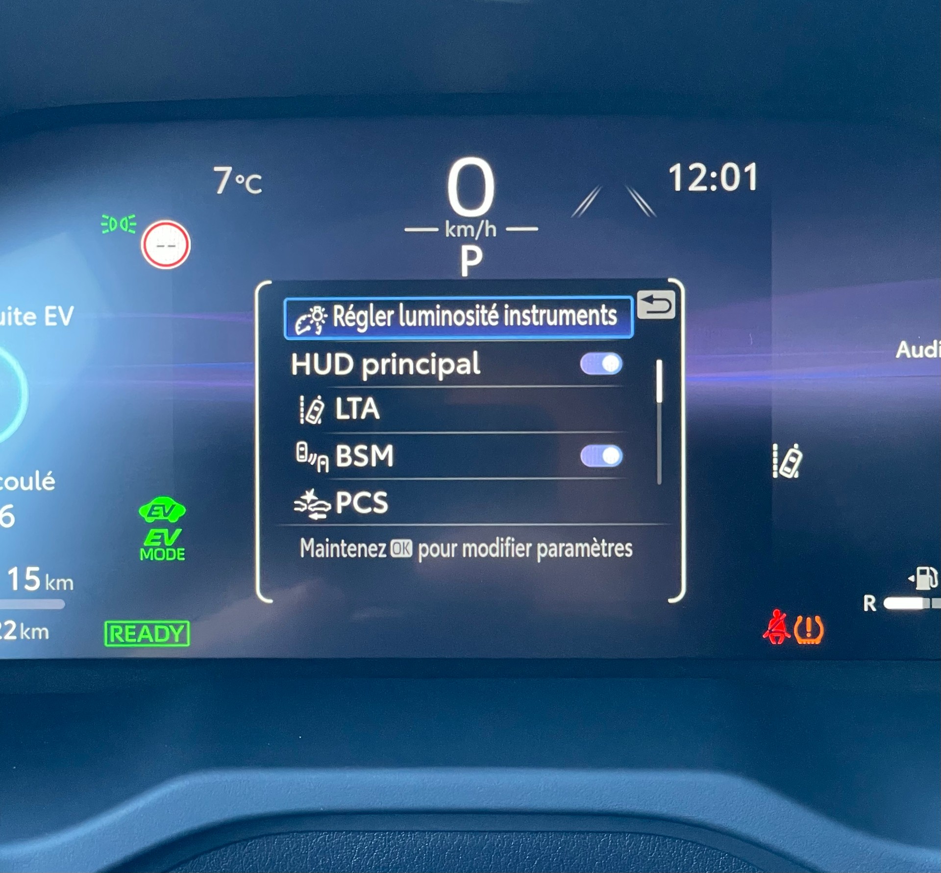 TOYOTA RAV-4 2.5 PHEV Trend e-CVT 4WD-image-29