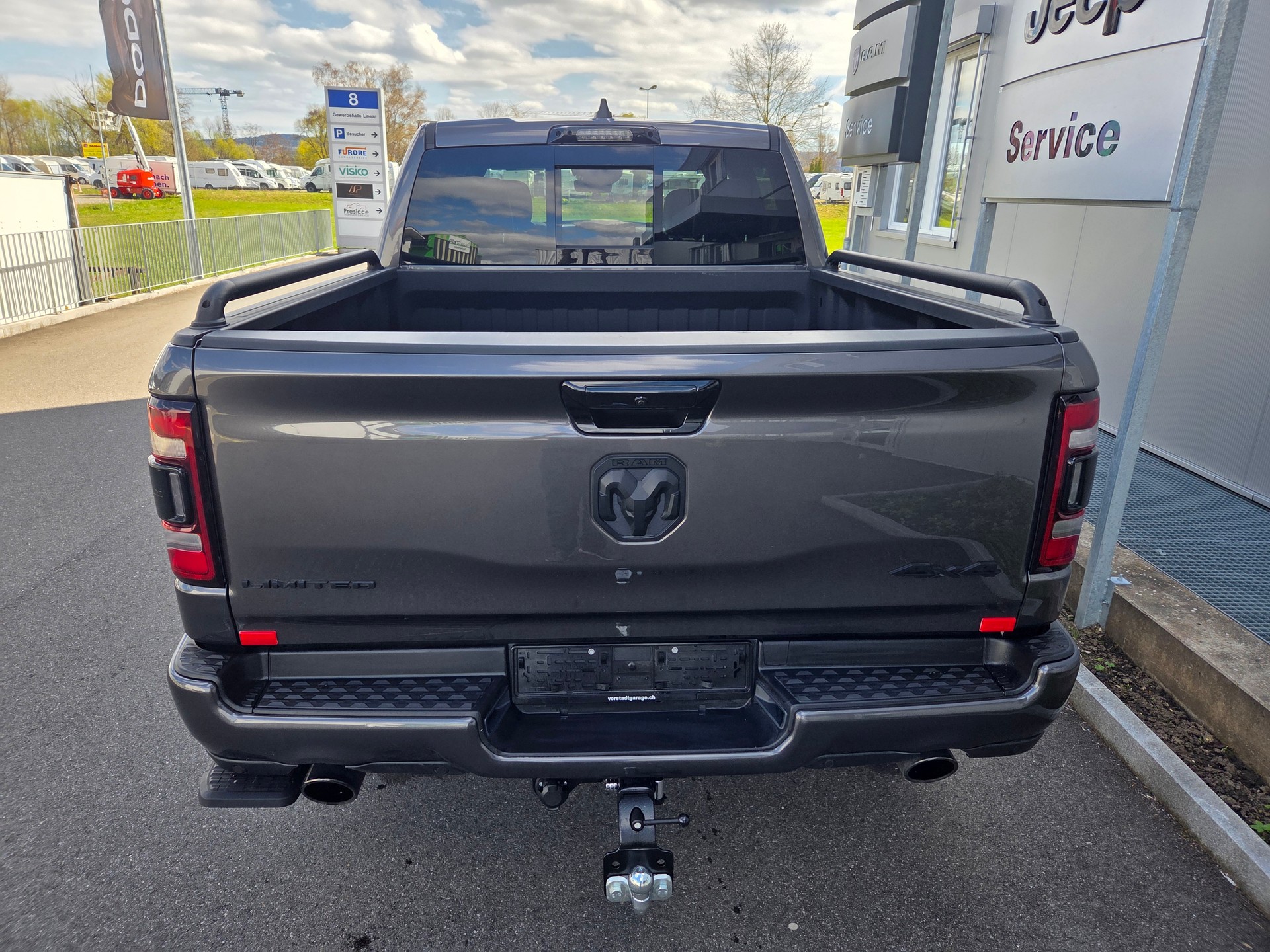 DODGE Ram 1500 5.7 V8 4x4 Limited 396PS / 3.5T AHK-showroom-element-3