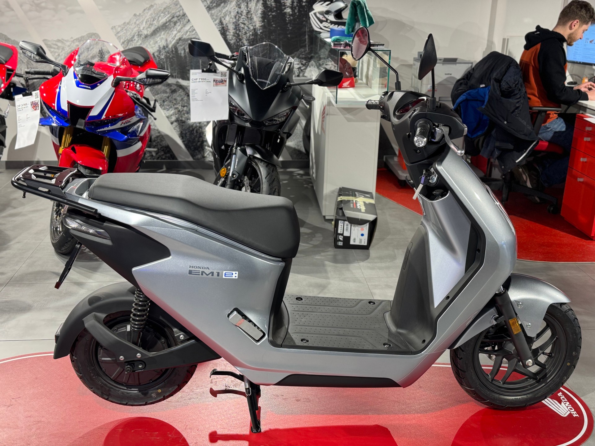 HONDA EM1-E-image-1