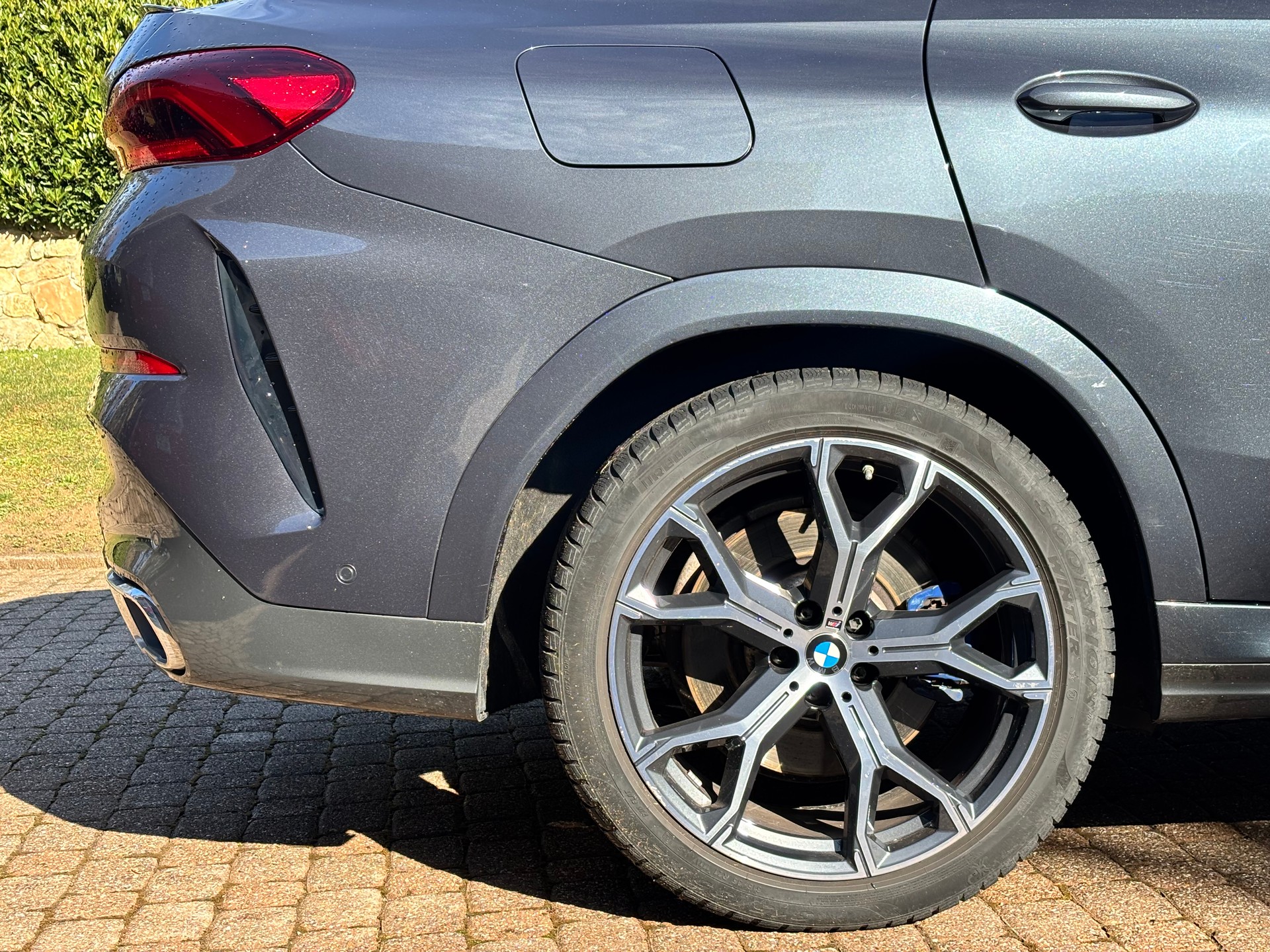 BMW X6 xDrive 48V 40i M Sport Steptronic-image-4