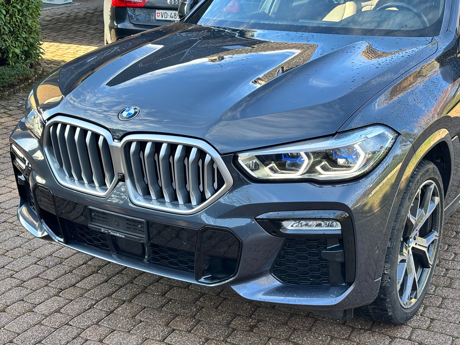 BMW X6 xDrive 48V 40i M Sport Steptronic-showroom-element-1