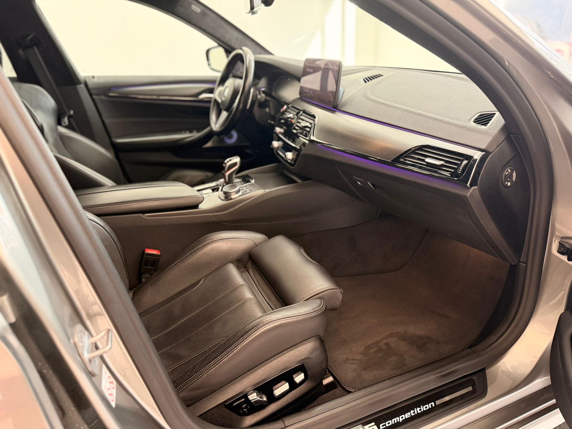 BMW M5 xDrive Competition Drivelogic-image-11