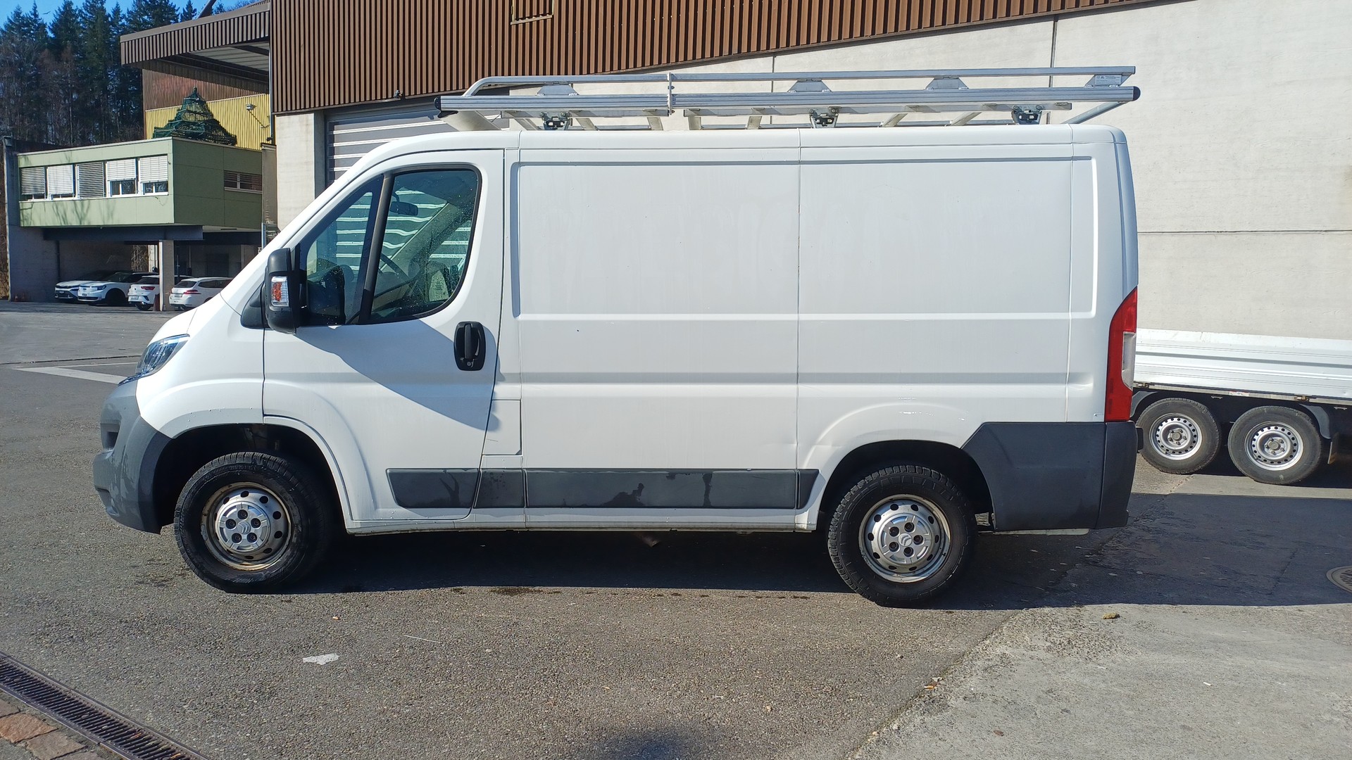 CITROEN Jumper 30 2.2 HDi 110 Attraction L1H1-image-3