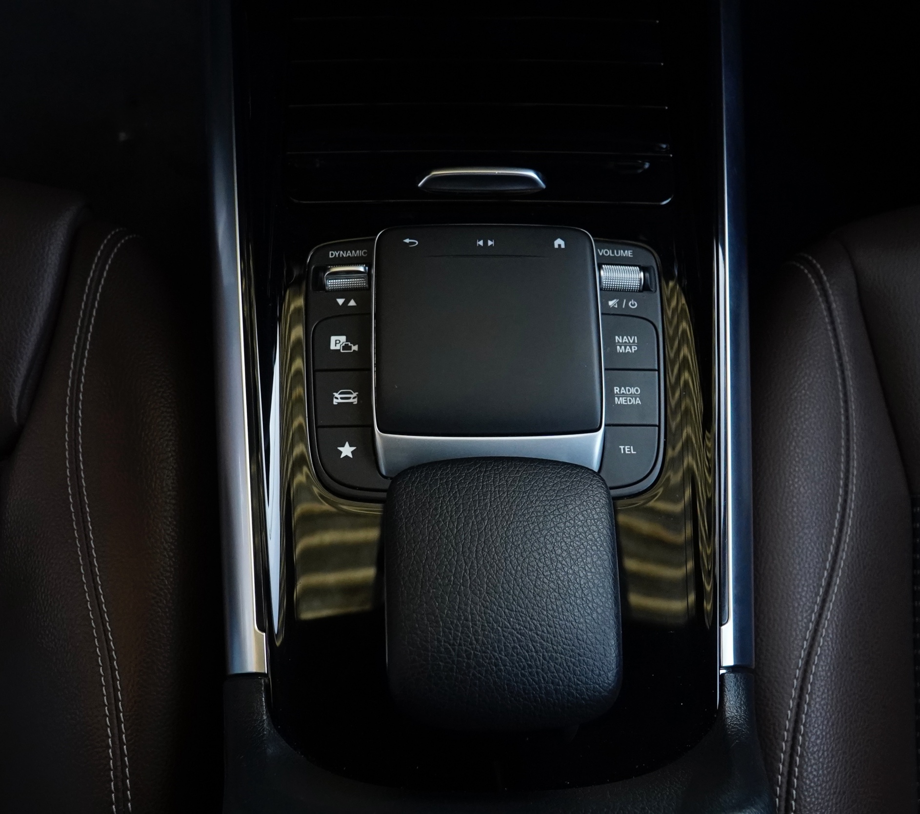 MERCEDES-BENZ B 220 d 4Matic Swiss Star 8G-DCT *CH Fahrzeug & AHK*-image-9