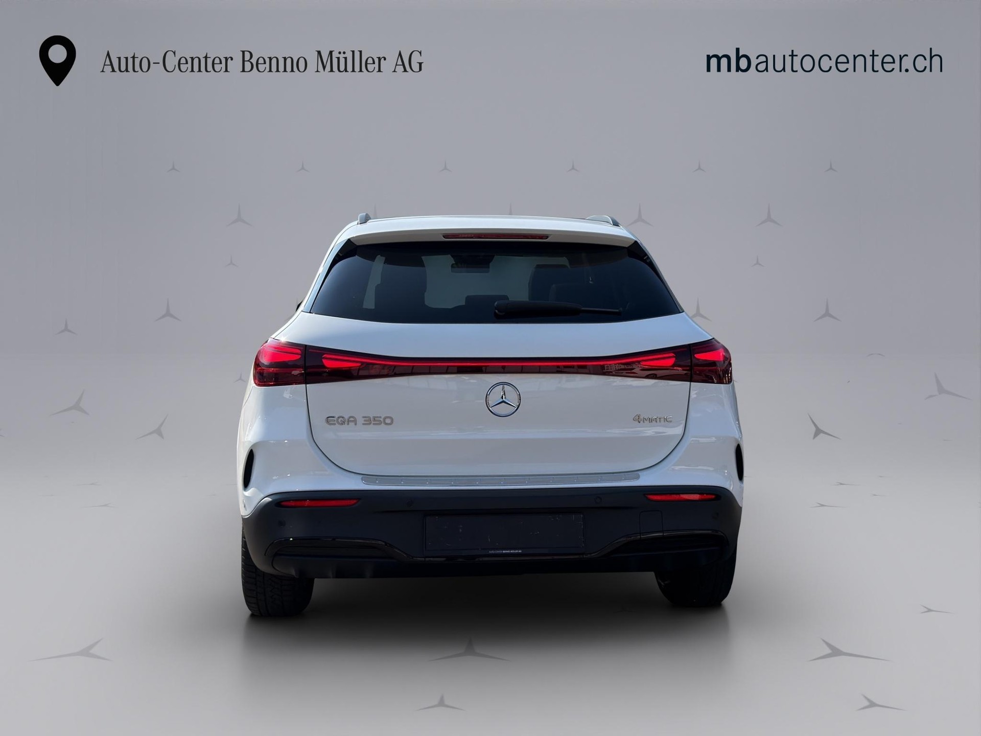 MERCEDES-BENZ EQA 350 Swiss Star AMG Line 4matic-showroom-element-3