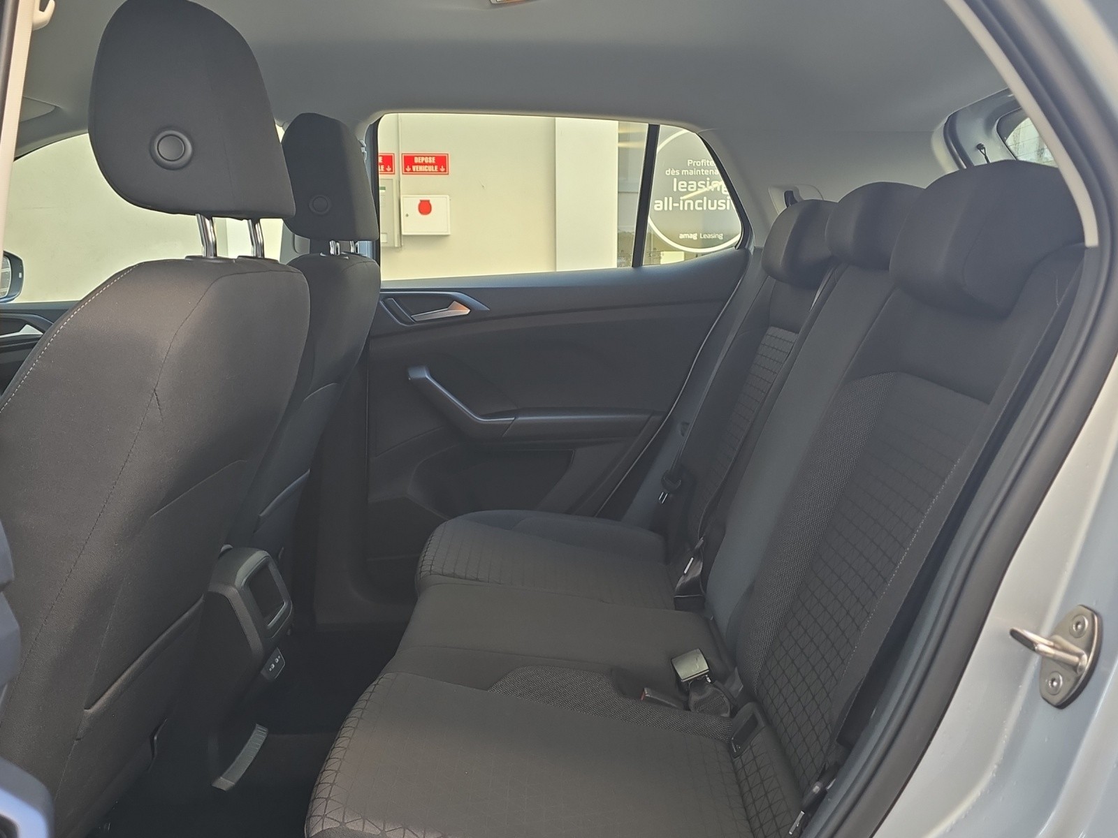 VW T-Cross 1.0 TSI Life DSG-image-8