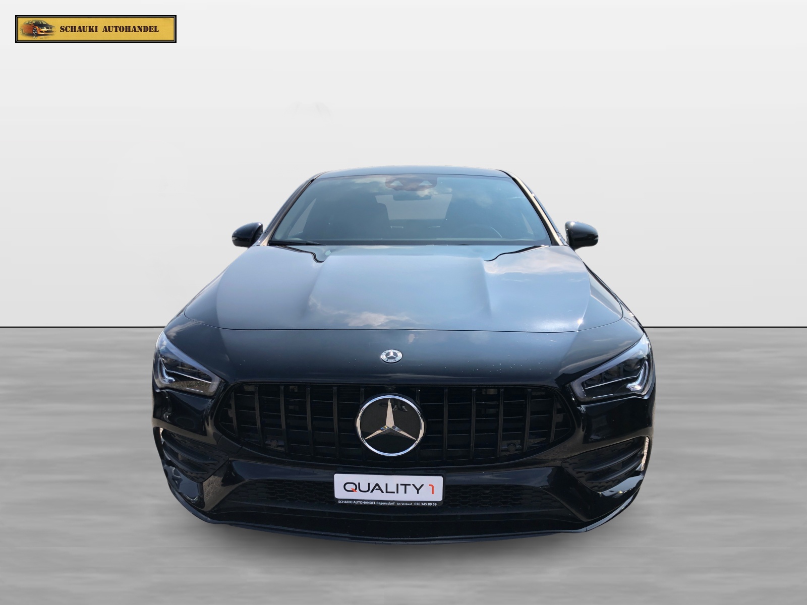MERCEDES-BENZ CLA 180 AMG Line 7G-DCT-showroom-element-1
