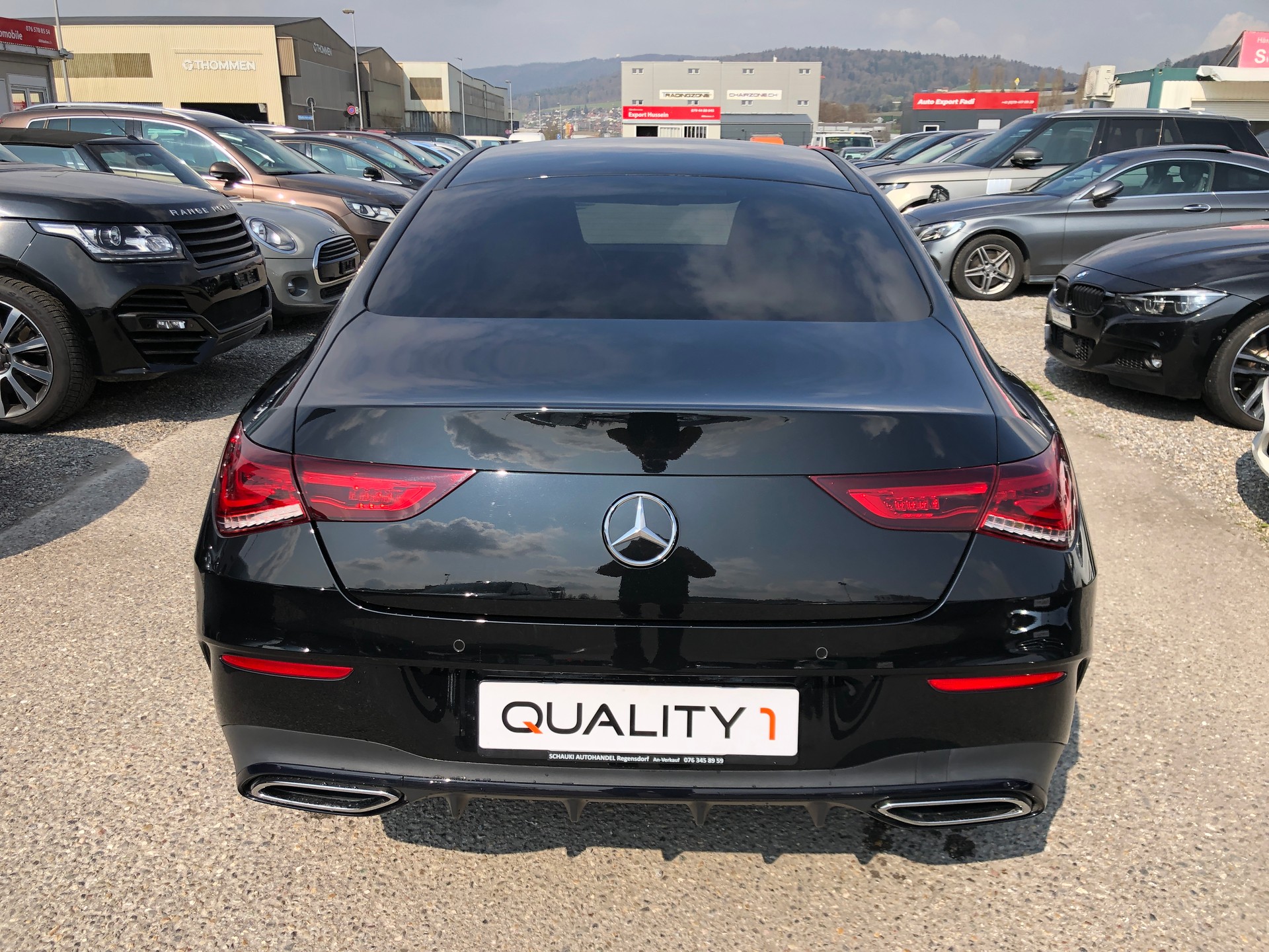 MERCEDES-BENZ CLA 180 AMG Line 7G-DCT-image-4