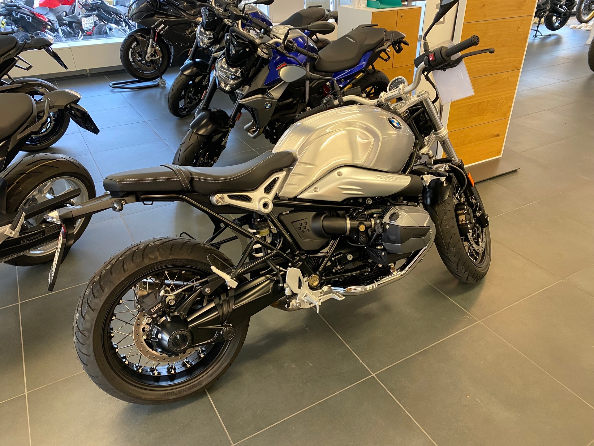 BMW R nineT Pure-image-5