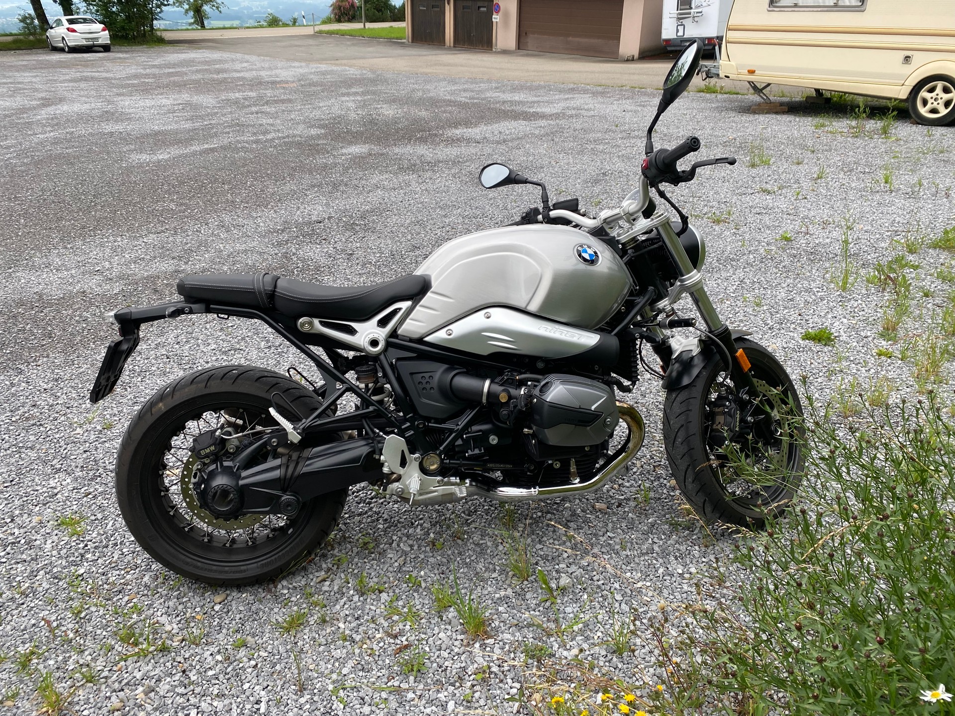 BMW R nineT Pure-image-1