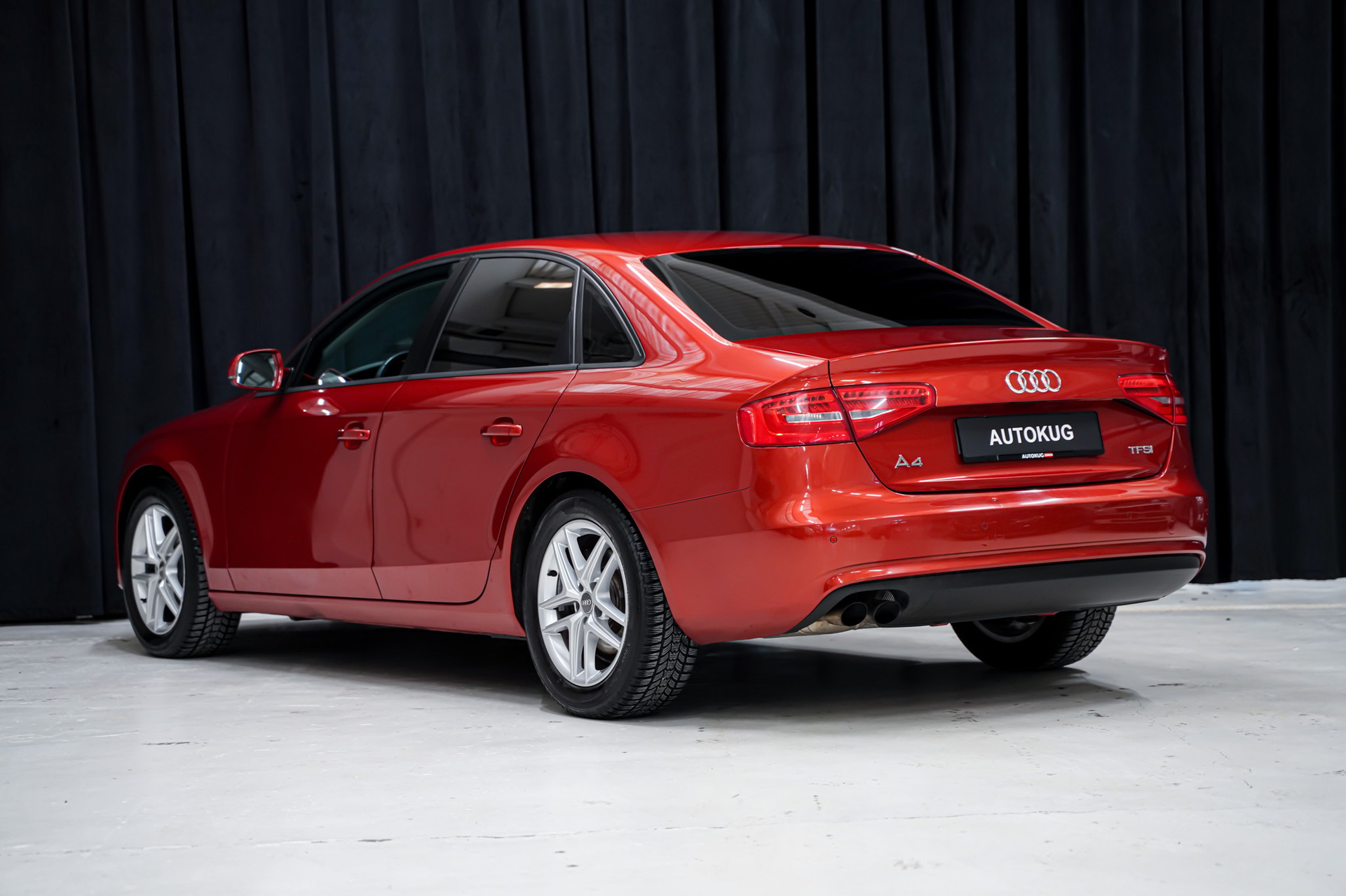 AUDI A4 Limousine 1.8 TFSI-image-4