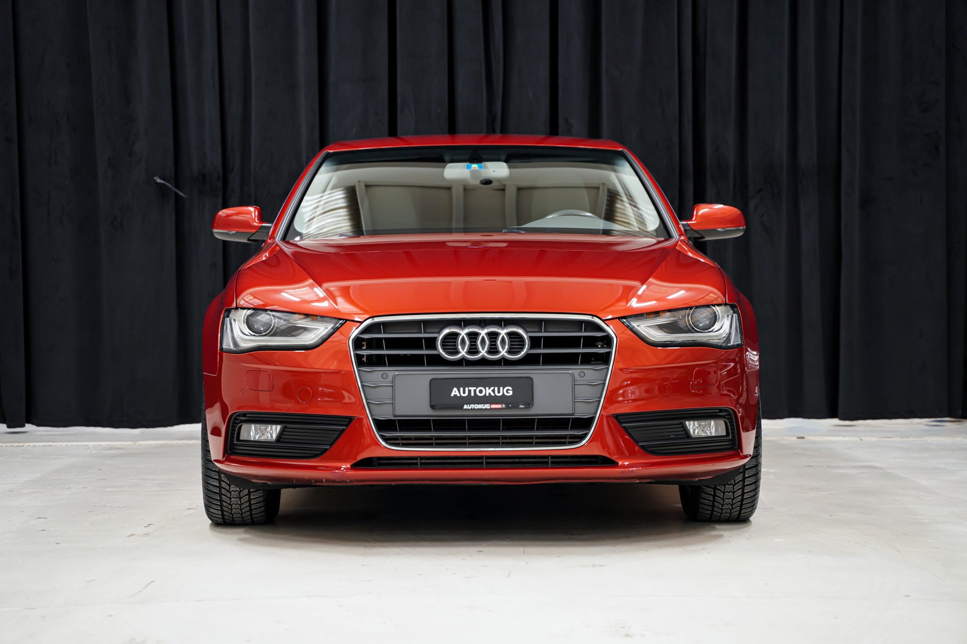 AUDI A4 Limousine 1.8 TFSI-showroom-element-1