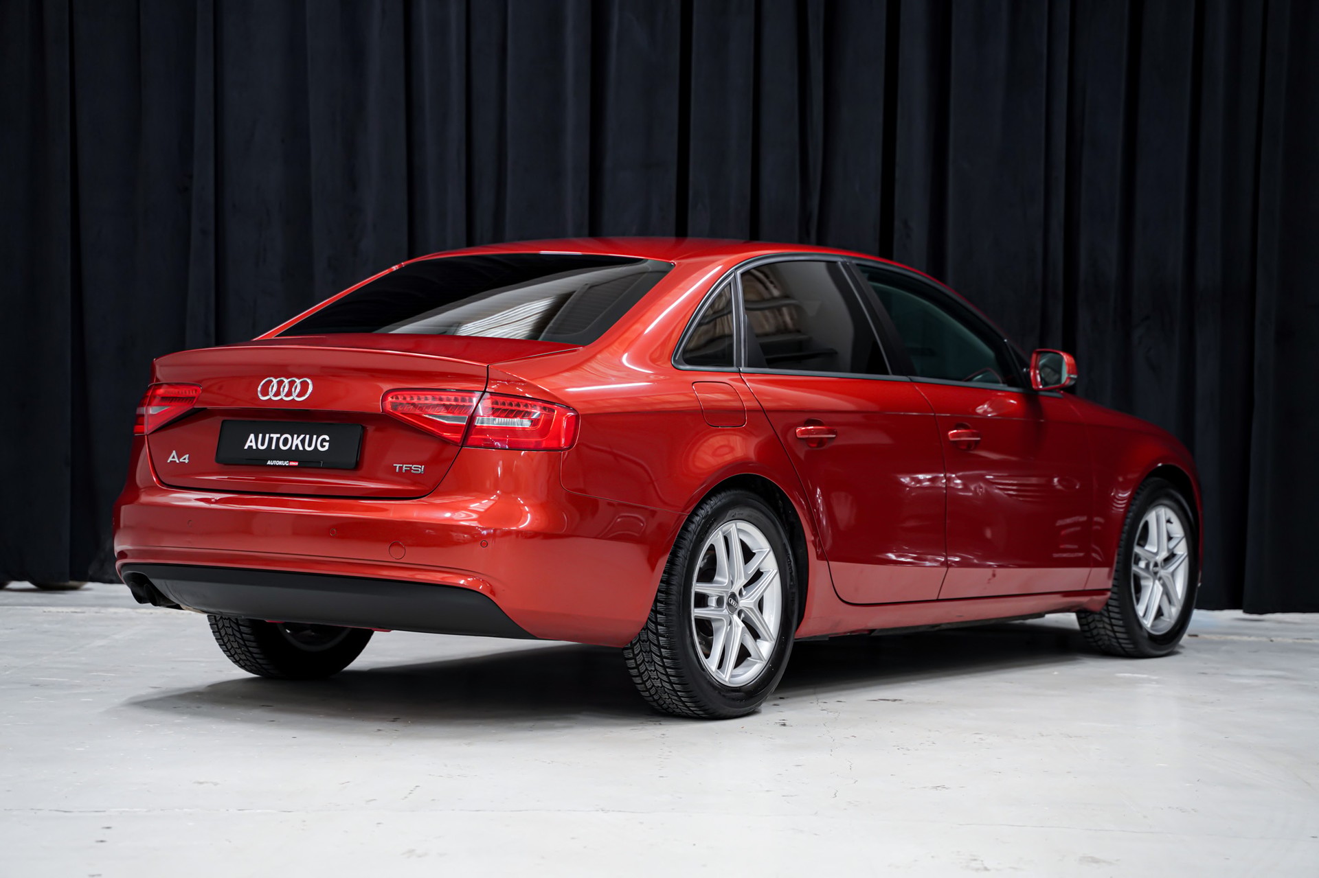 AUDI A4 Limousine 1.8 TFSI-image-6