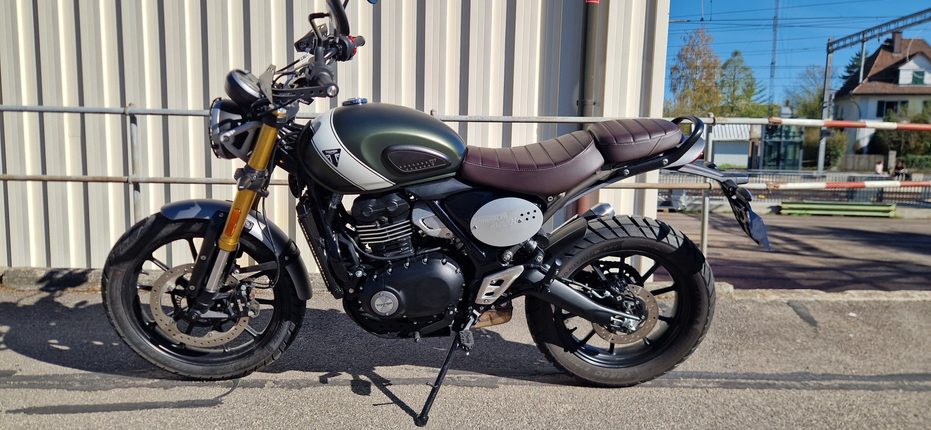 TRIUMPH Scrambler 400 X-image-3