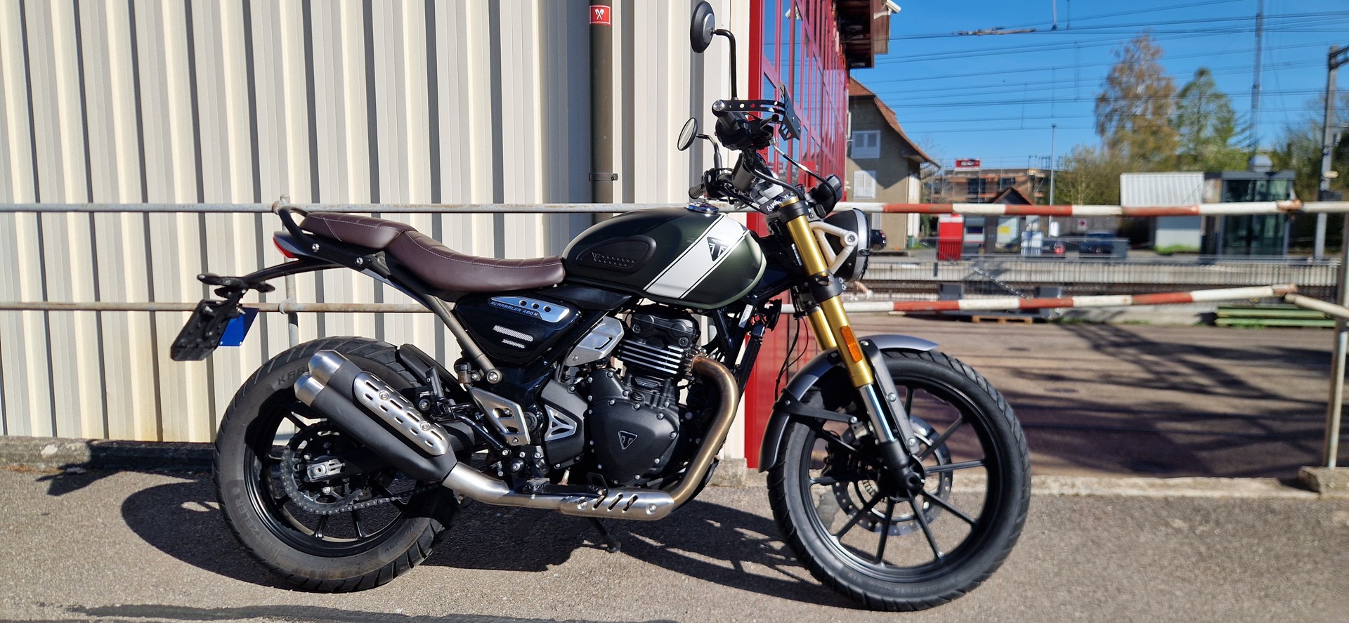 TRIUMPH Scrambler 400 X-image-0