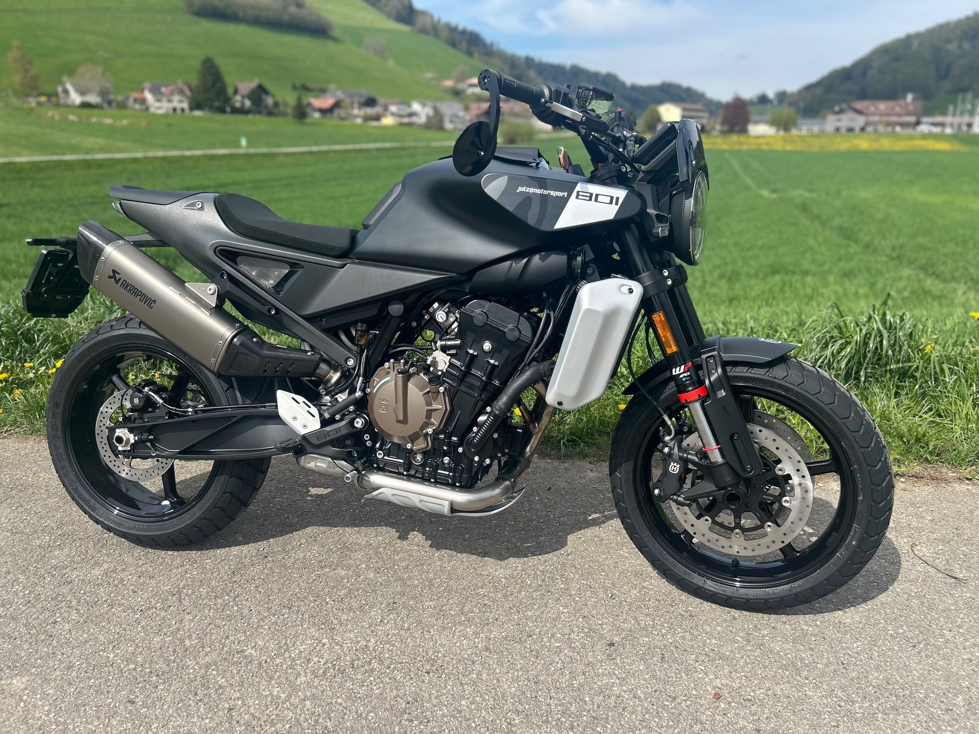 HUSQVARNA Svartpilen 801 Spezial