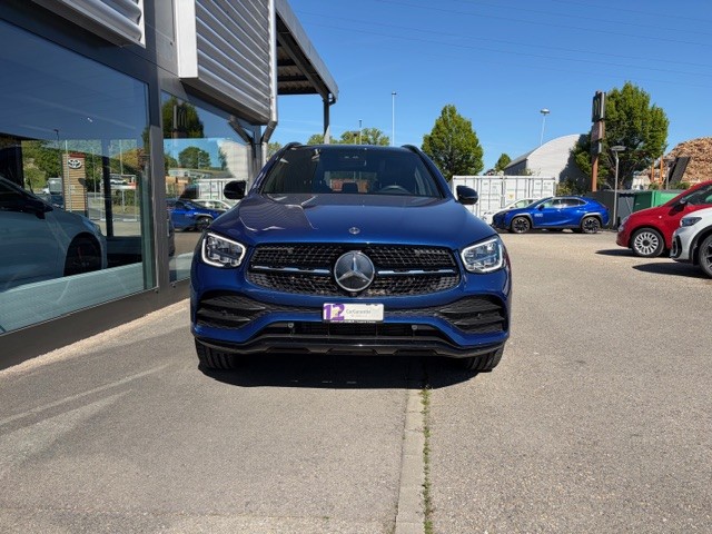 MERCEDES-BENZ GLC 300 AMG Line 4Matic 9G-Tronic-showroom-element-1