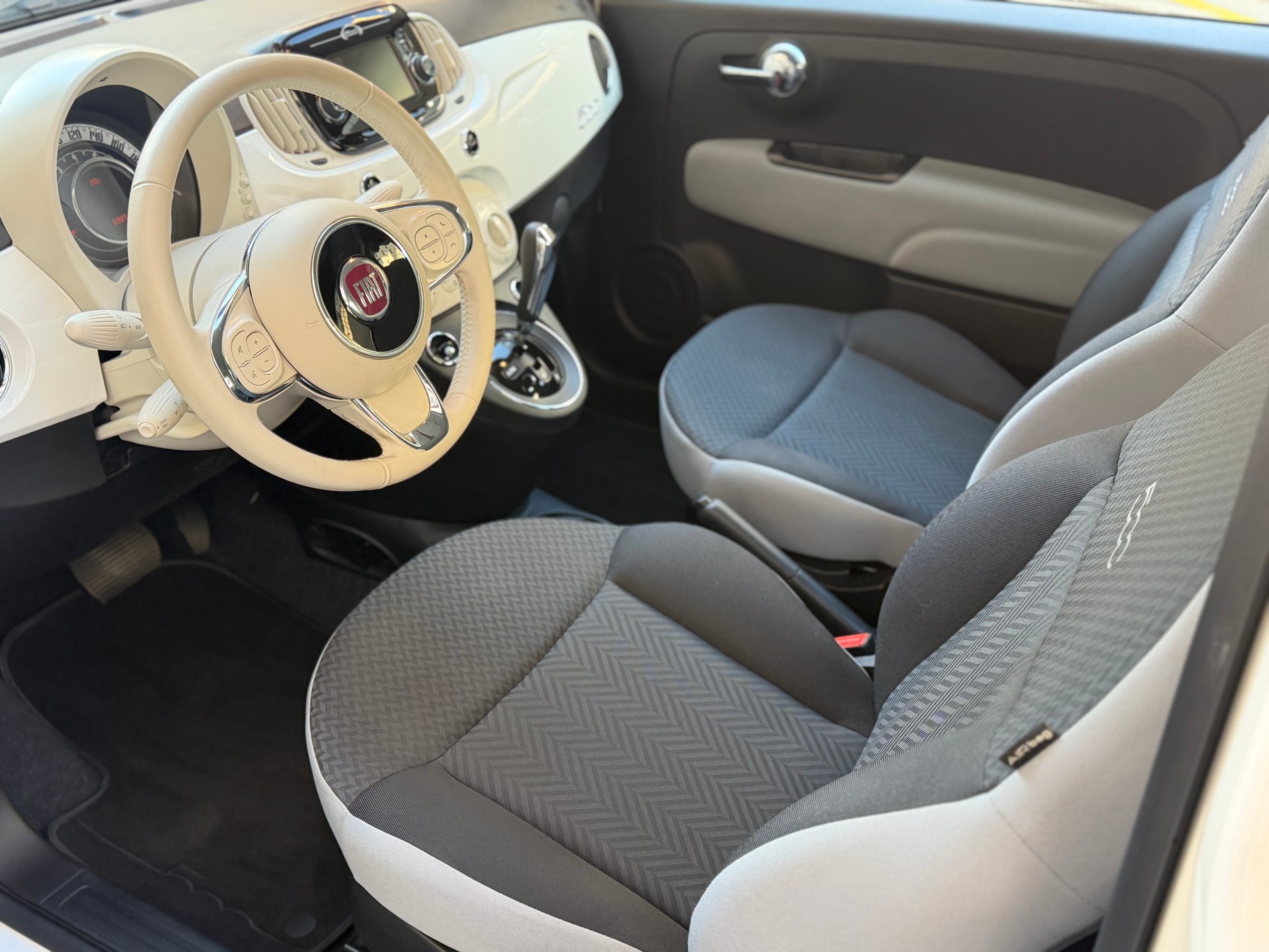FIAT 500 0.9 Twinair Lounge Dualogic-image-4