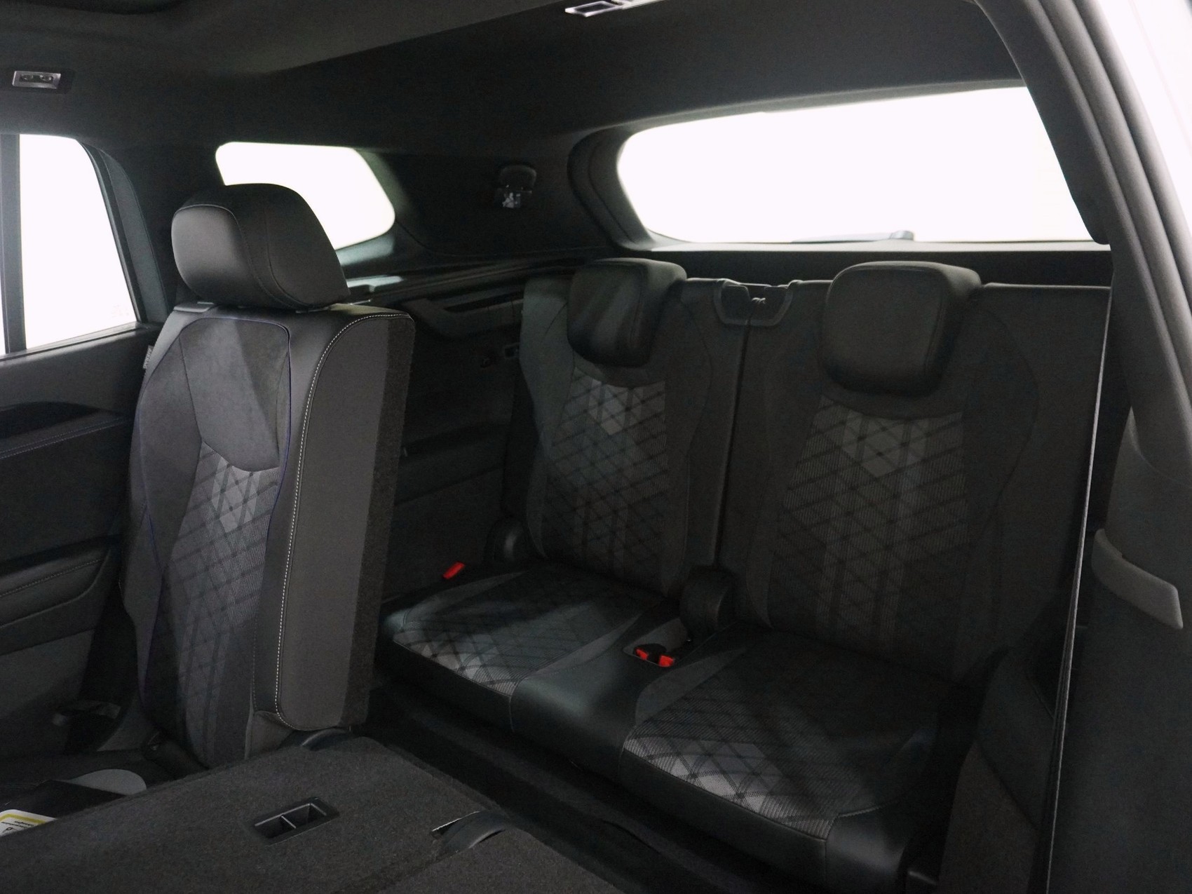 VW Tayron 2.0 TSI R-Line DSG 4motion-image-16