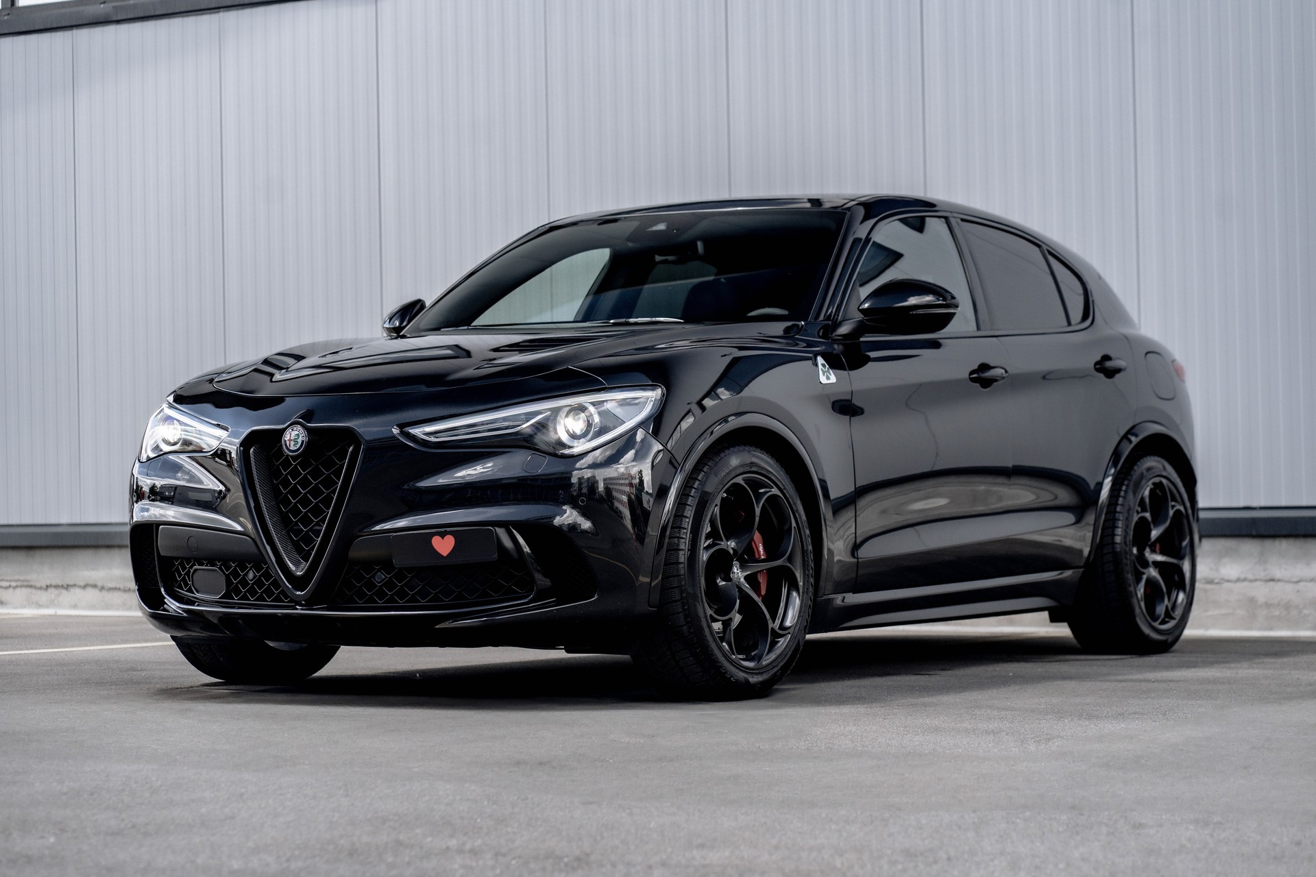 ALFA ROMEO Stelvio 2.9 V6 Quadrifoglio Q4 Automatic * FRISCH AB MFK * OHNE OPF * BREITER & TIEFER *