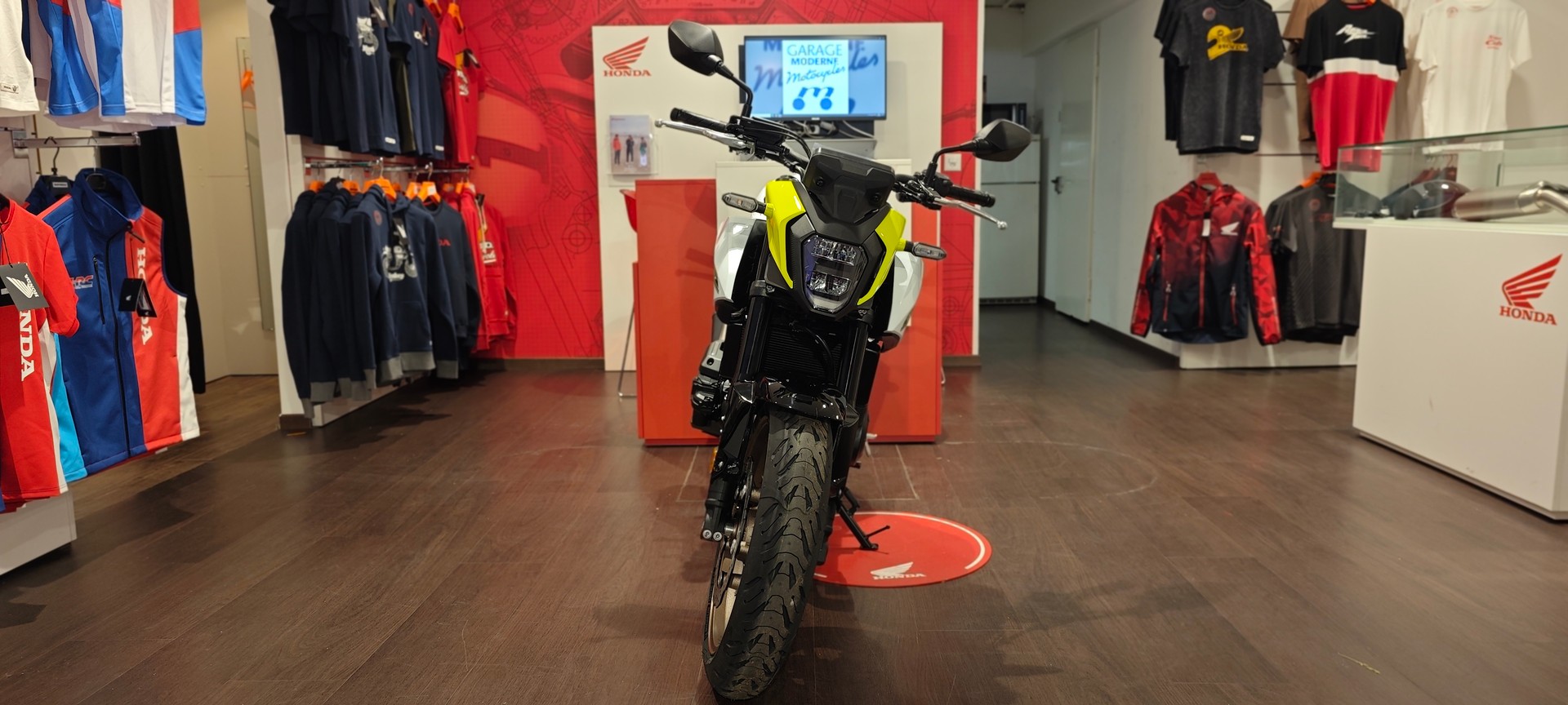 HONDA CB 500 Hornet E-Clutch-image-6