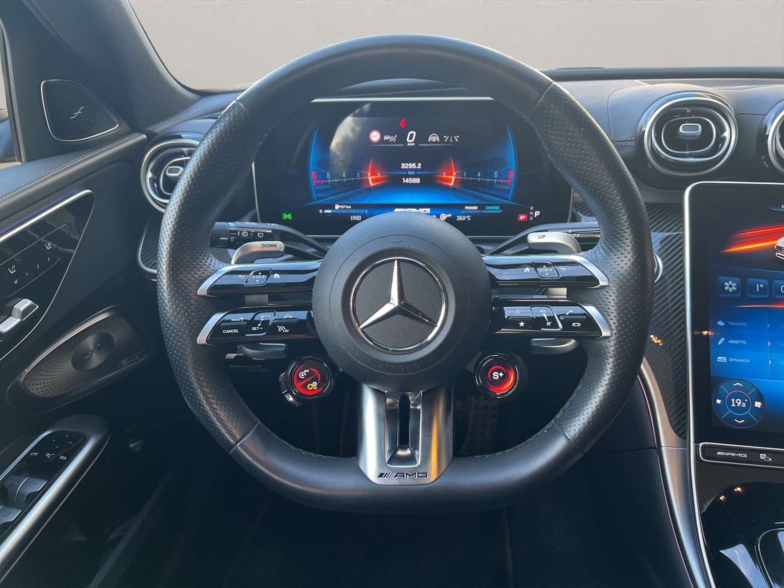 MERCEDES-BENZ C 43 AMG 4matic Kombi-image-9