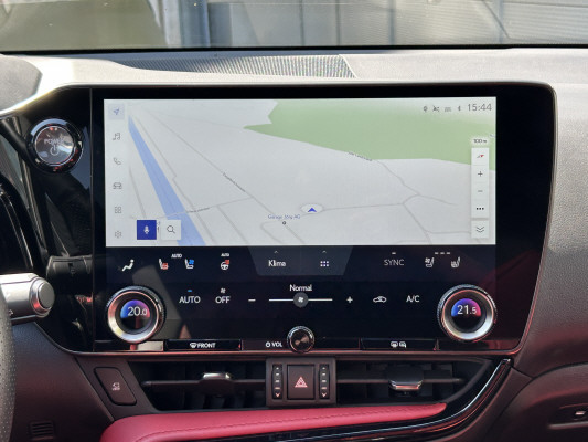 LEXUS NX 450h+ E-FOUR F Sport-image-9