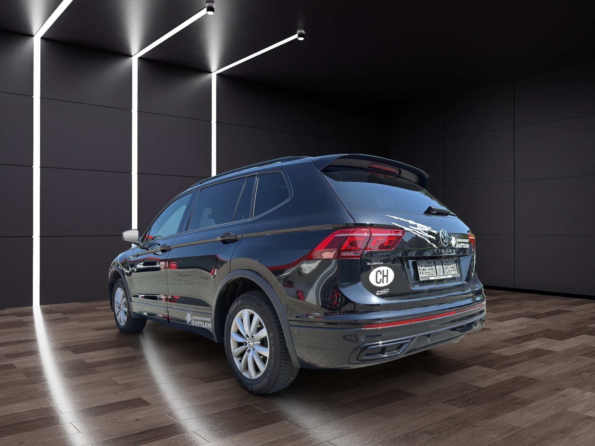 VW Tiguan Allspace 2.0TSI R-Line 4Motion DSG-image-6