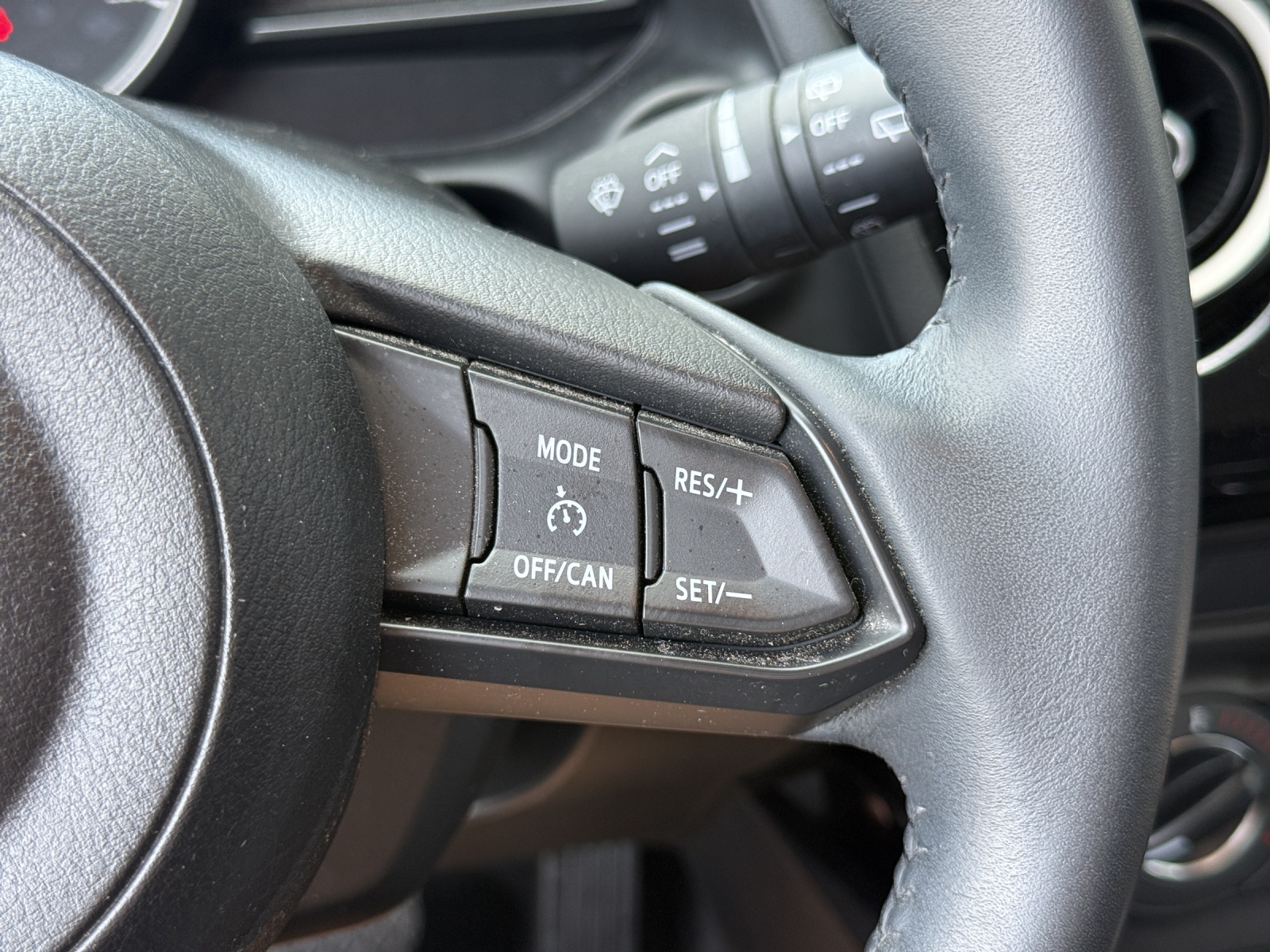 MAZDA 2 SKYACTIV-G 90 Center-Line Automat-image-22