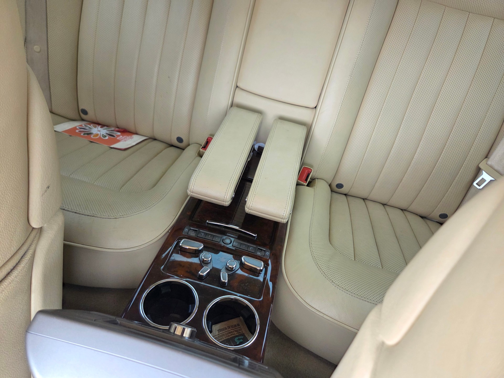 VW Phaeton 3.0 TDi V6 4Motion Tiptronic-image-7