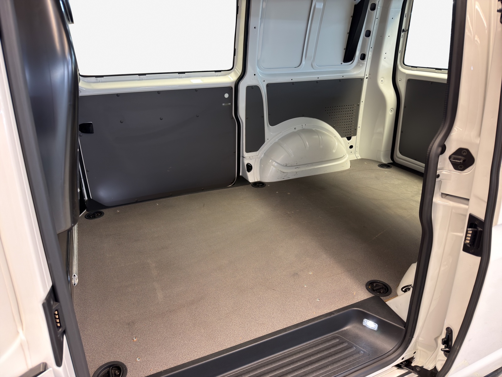 VW T6.1 2.0 TDI 4Motion-image-11