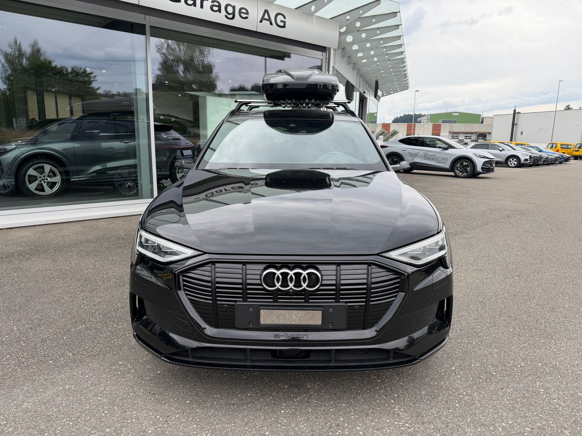 AUDI e-tron 55 Advanced quattro-image-7