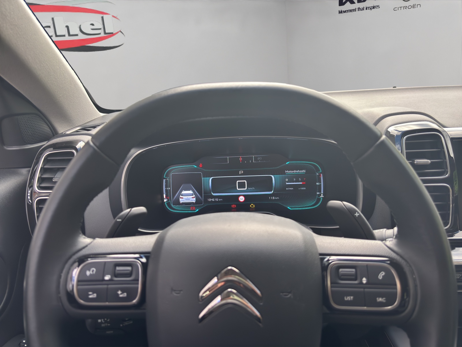 CITROEN C5 Aircross 1.5 BlueHD Shine EAT8 / inkl. Winterkompletträder Alu 17" / Rückfahrkamera 180° / Premium Occasion Garantie-image-12