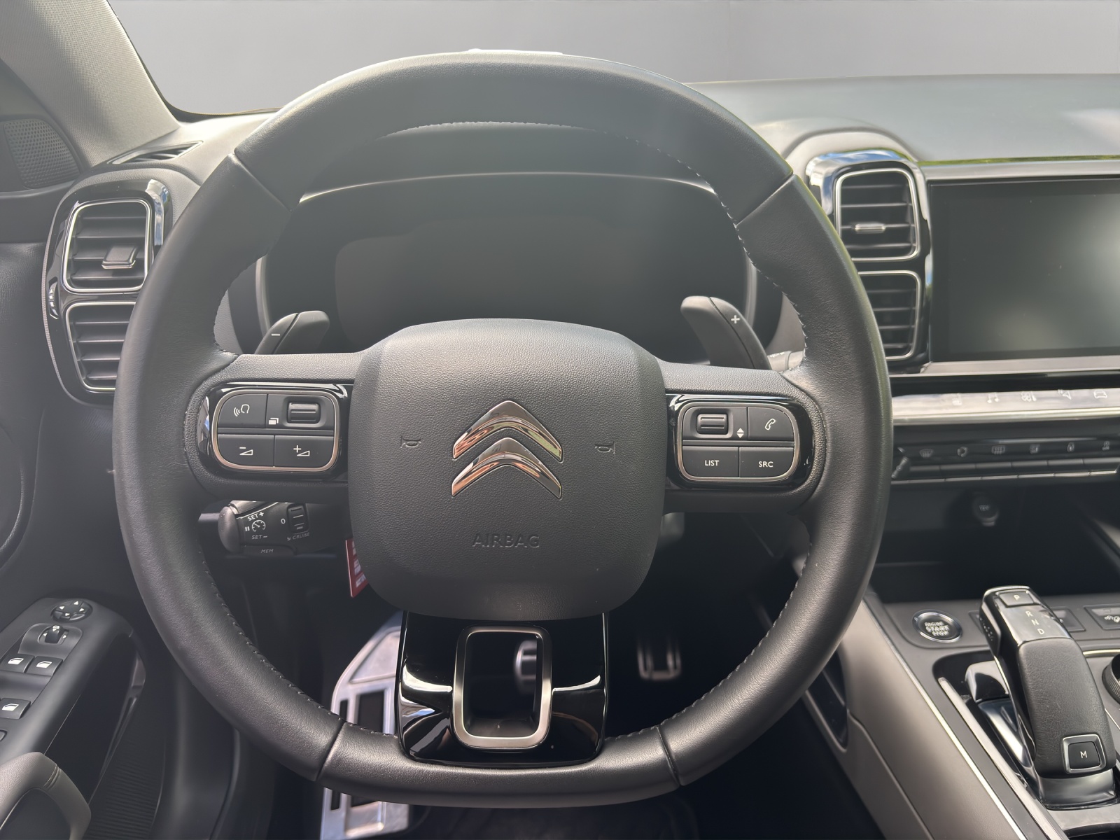CITROEN C5 Aircross 1.5 BlueHD Shine EAT8 / inkl. Winterkompletträder Alu 17" / Rückfahrkamera 180° / Premium Occasion Garantie-image-11