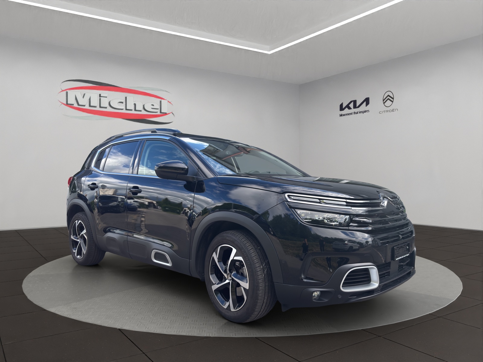 CITROEN C5 Aircross 1.5 BlueHD Shine EAT8 / inkl. Winterkompletträder Alu 17" / Rückfahrkamera 180° / Premium Occasion Garantie-image-3