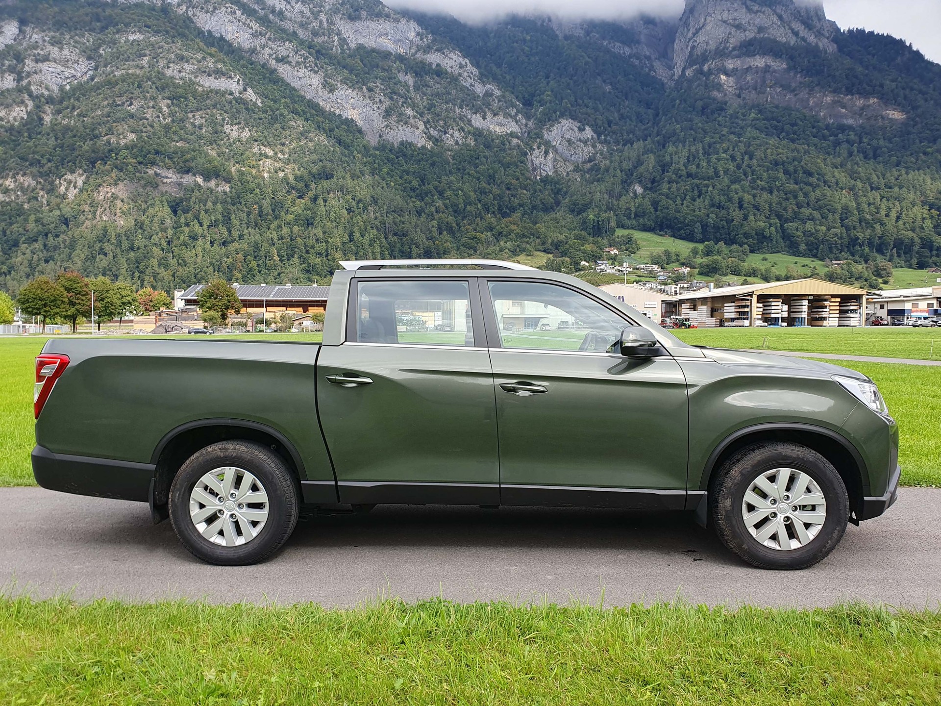 KGM-SsangYong Grand Musso 2.2 e-XDI Titanium-image-8