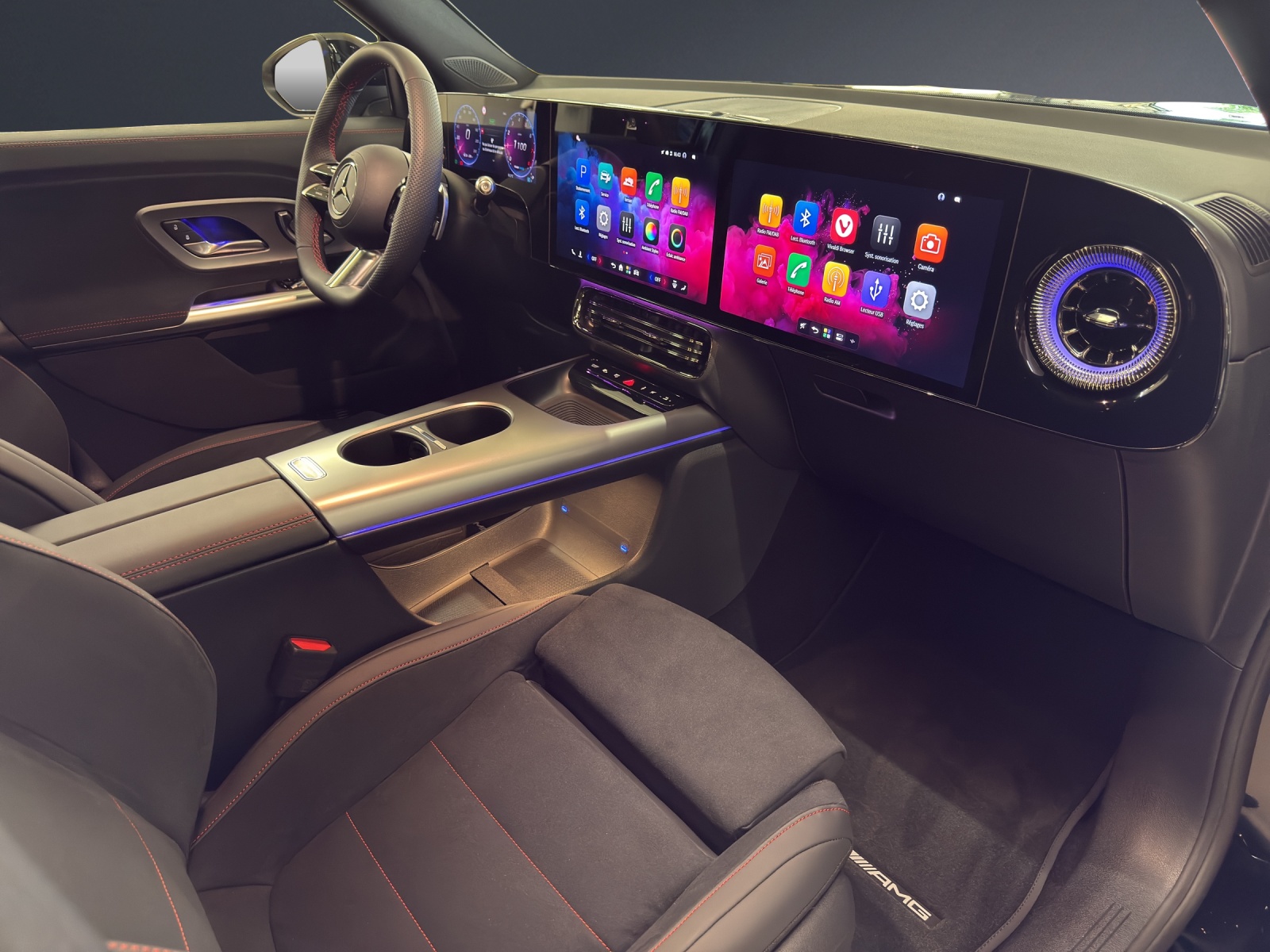 MERCEDES-BENZ GLB 220 4M-image-12