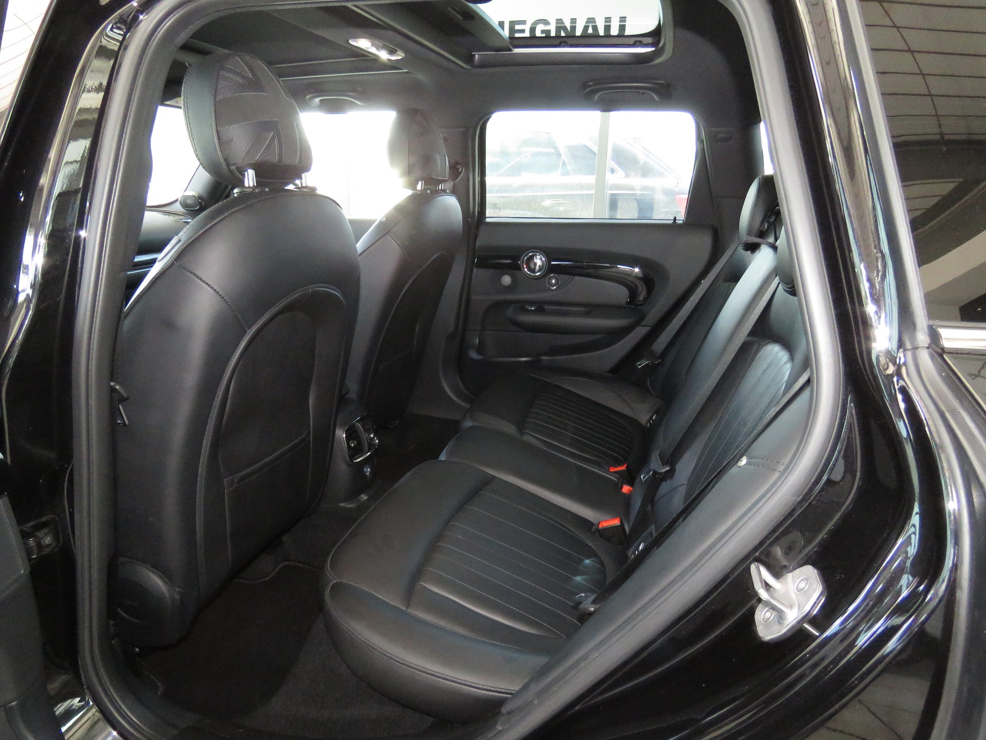 MINI Clubman Cooper John Cooper Works ALL4 Steptronic (Automat)-image-8