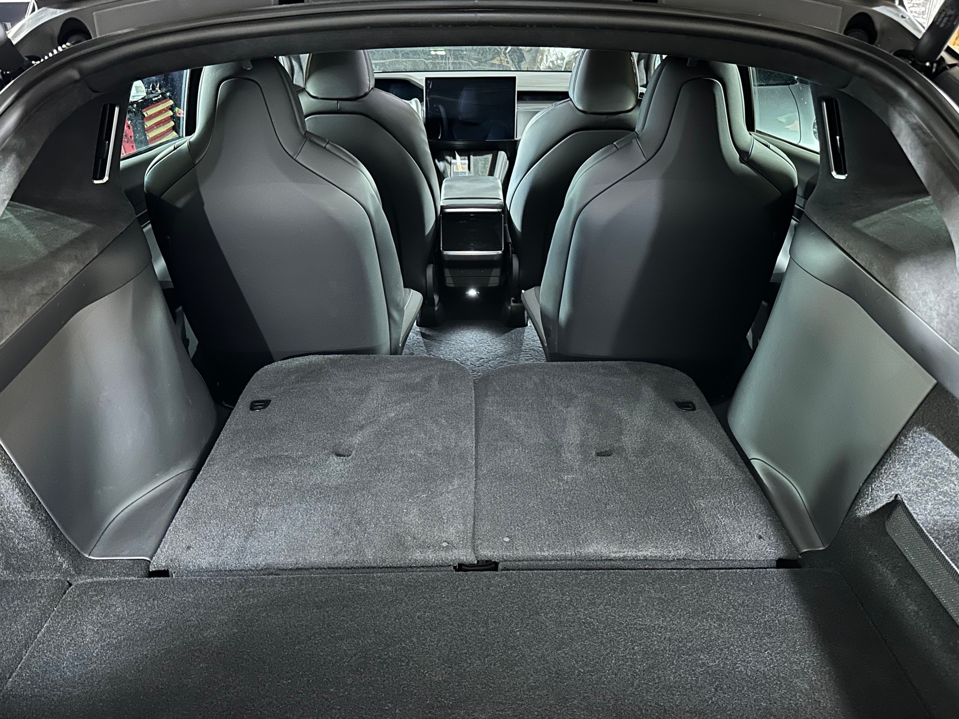TESLA Model X 100kWh Plaid Enhanced Autopilot HW4-image-9