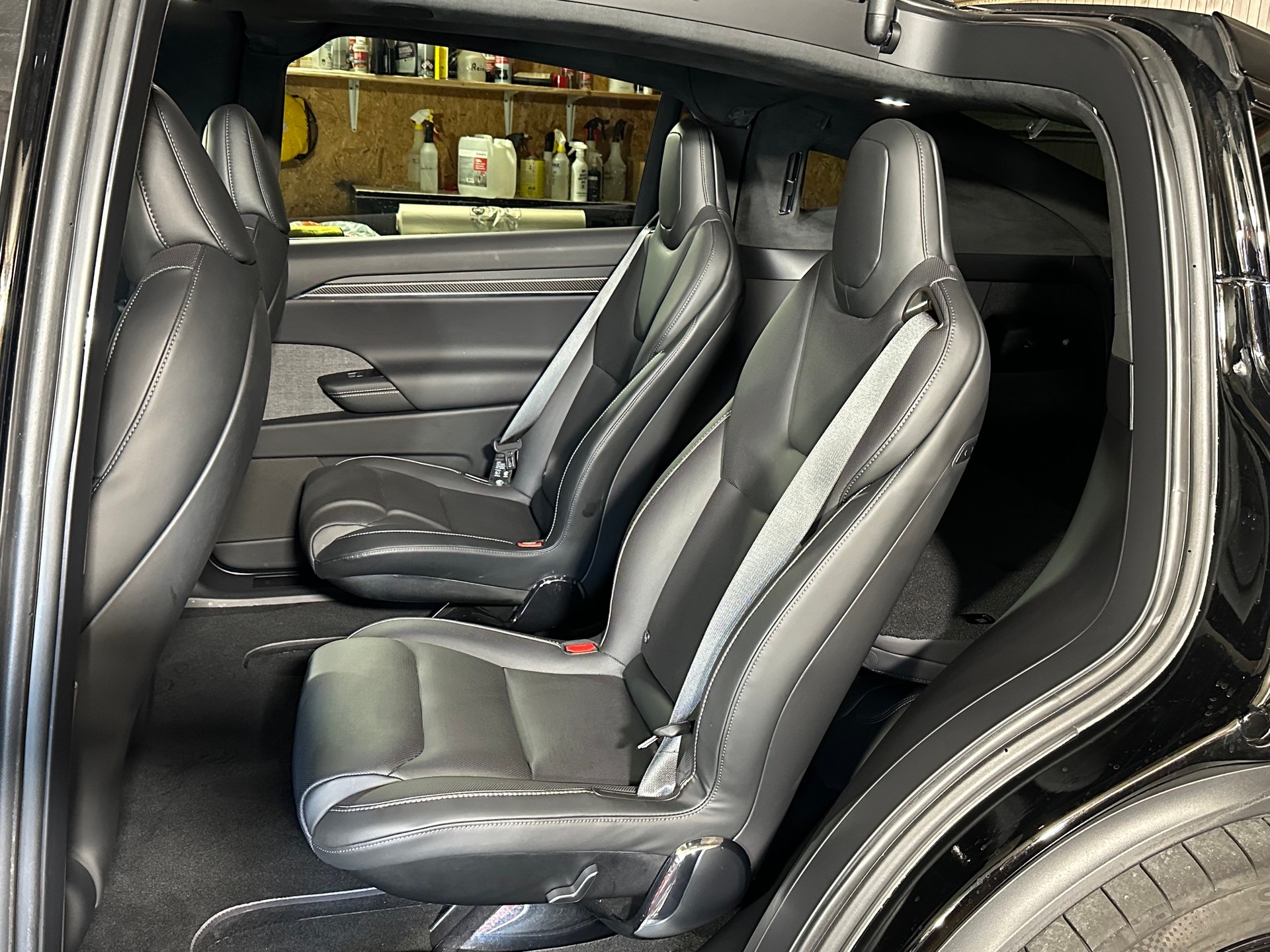 TESLA Model X 100kWh Plaid Enhanced Autopilot HW4-image-8