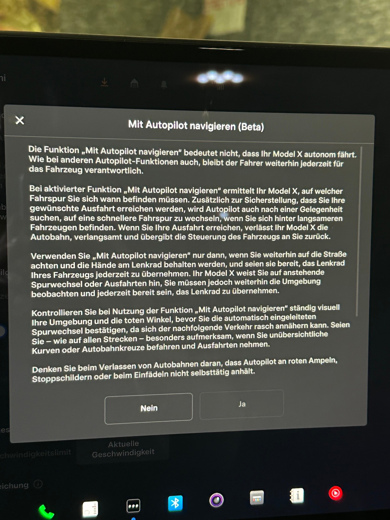 TESLA Model X 100kWh Plaid Enhanced Autopilot HW4-image-11