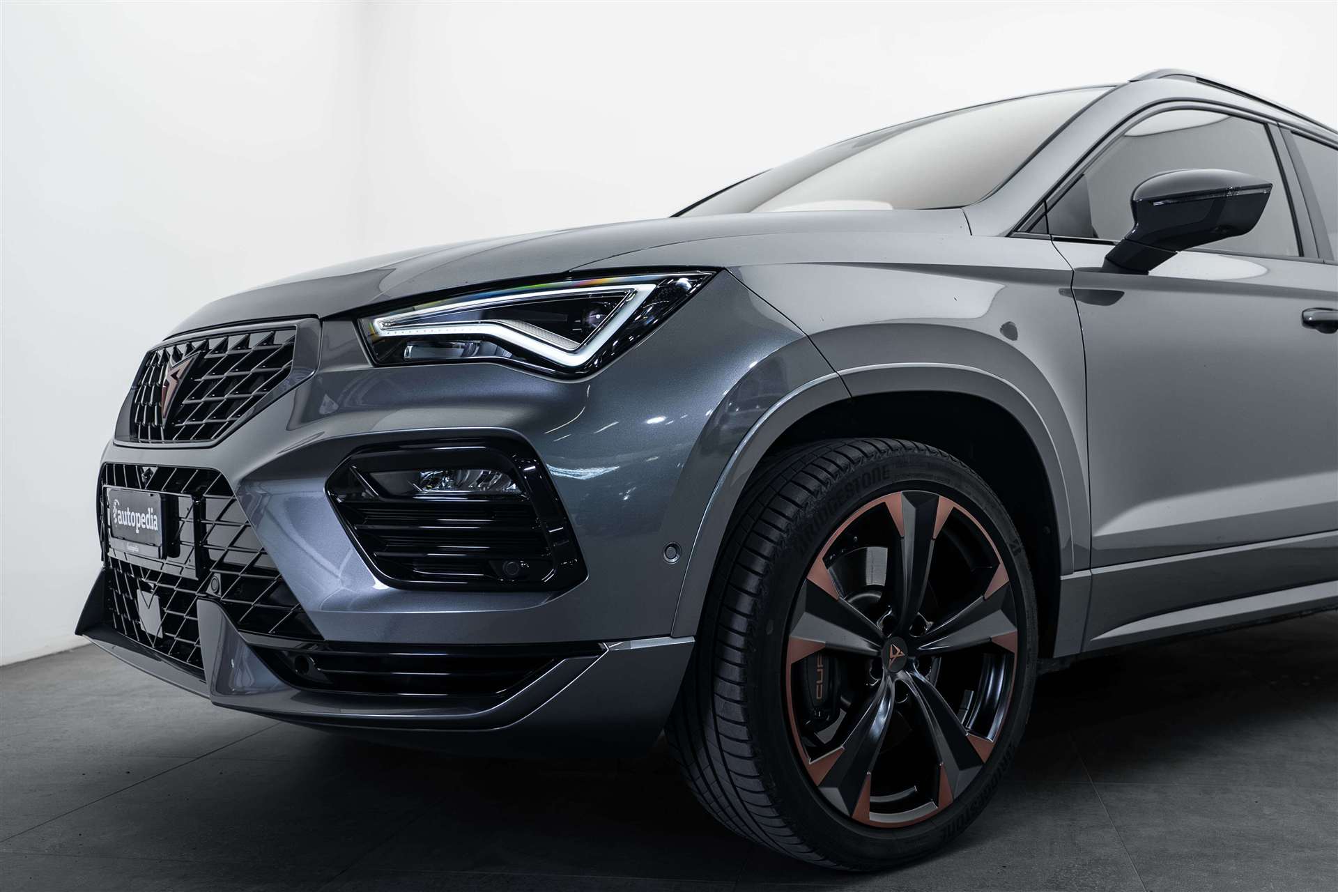 CUPRA Ateca 2.0TSI 4Drive DSG 300PS-showroom-element-1