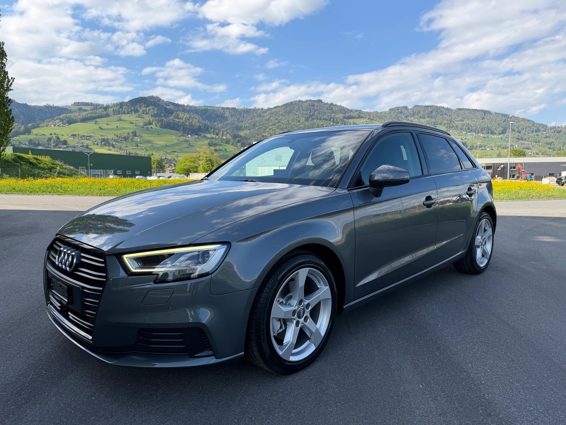 AUDI A3 Sportback 35 TDI Sport S-tronic-image-11