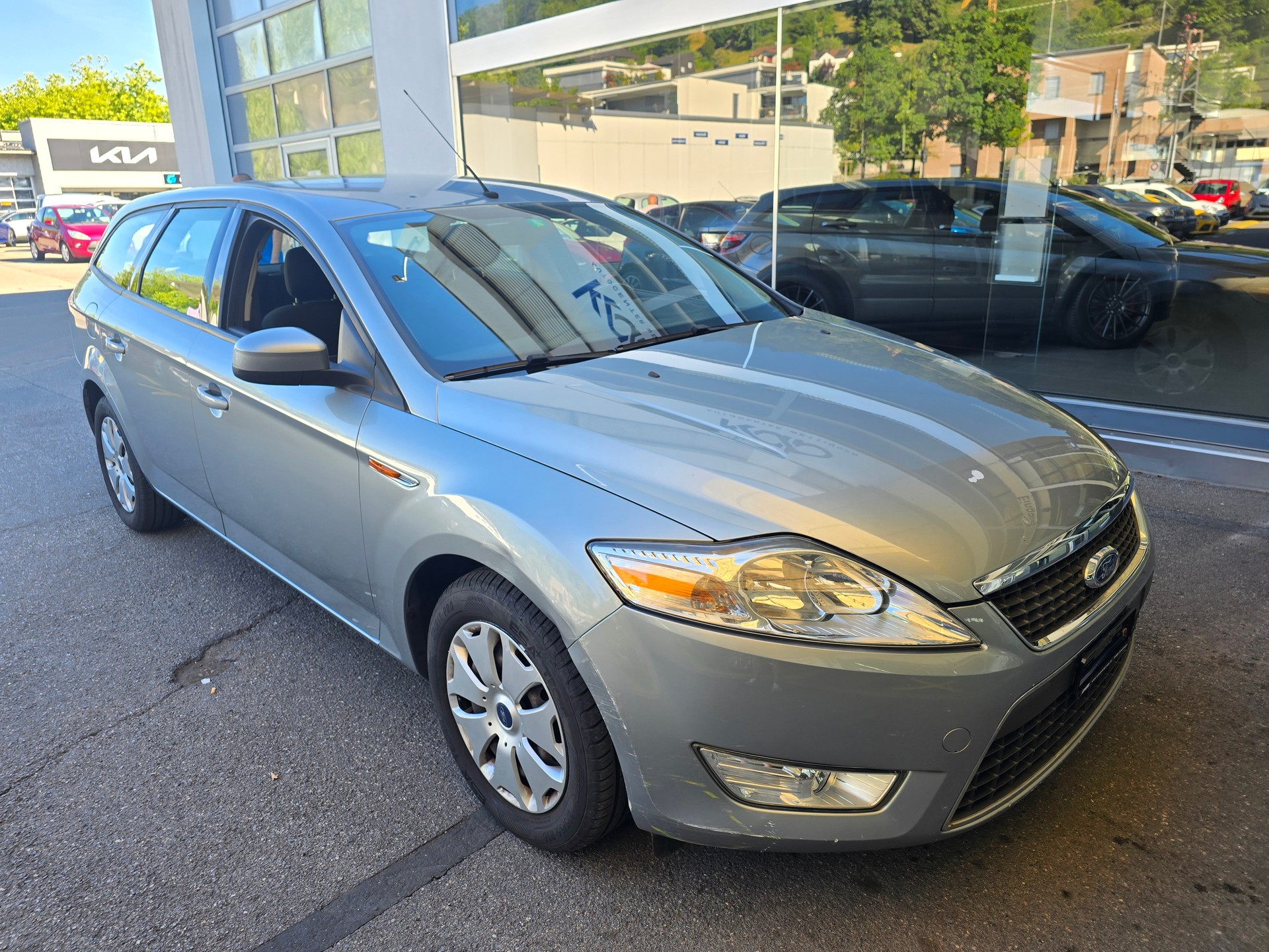 FORD Mondeo 2.0 EcoBoost SCTi Ghia PowerShift-showroom-element-2