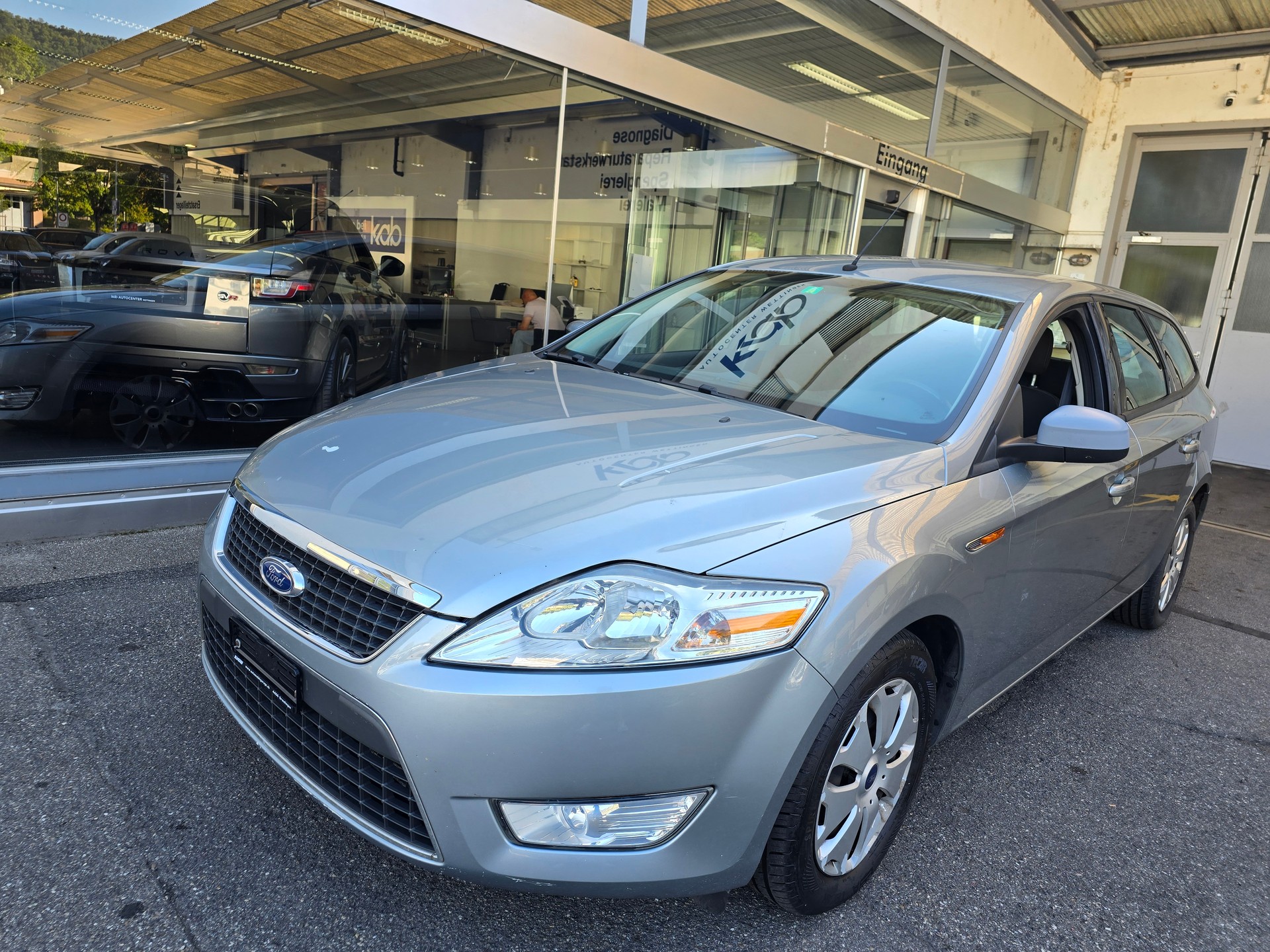 FORD Mondeo 2.0 EcoBoost SCTi Ghia PowerShift