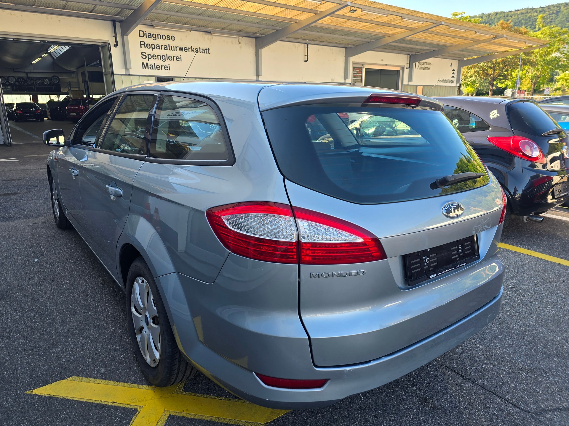 FORD Mondeo 2.0 EcoBoost SCTi Ghia PowerShift-image-5