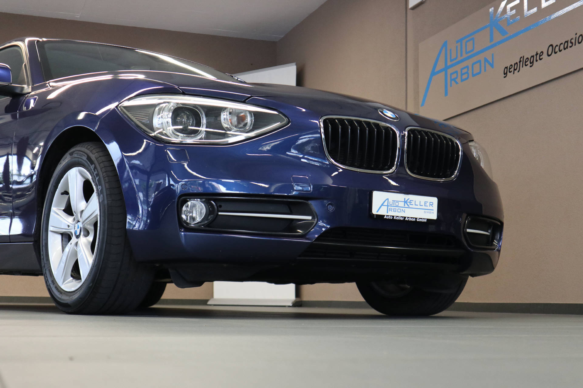 BMW 116i Sport Line-image-4