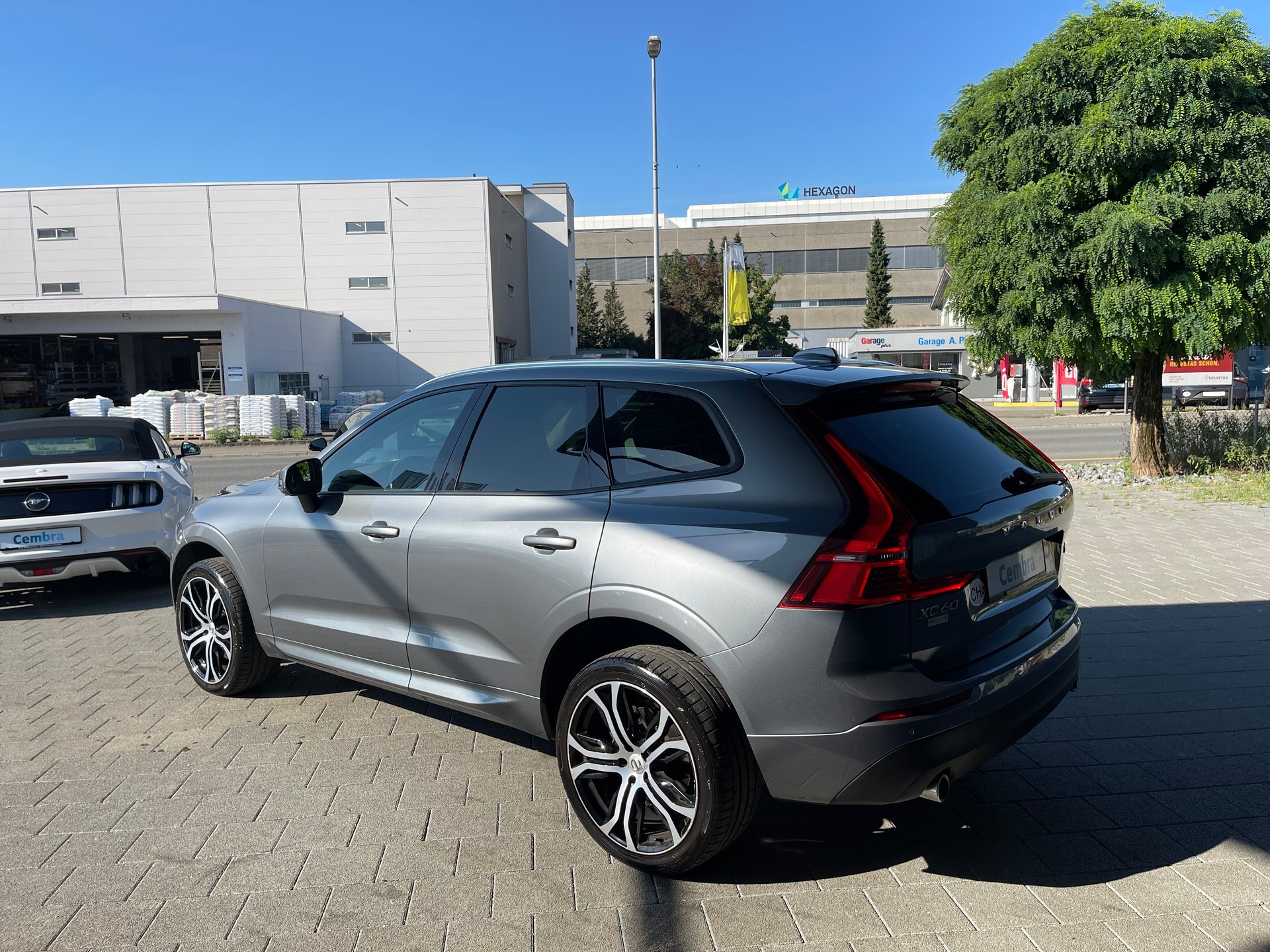 VOLVO XC60 T5 AWD Momentum Geartronic-image-7